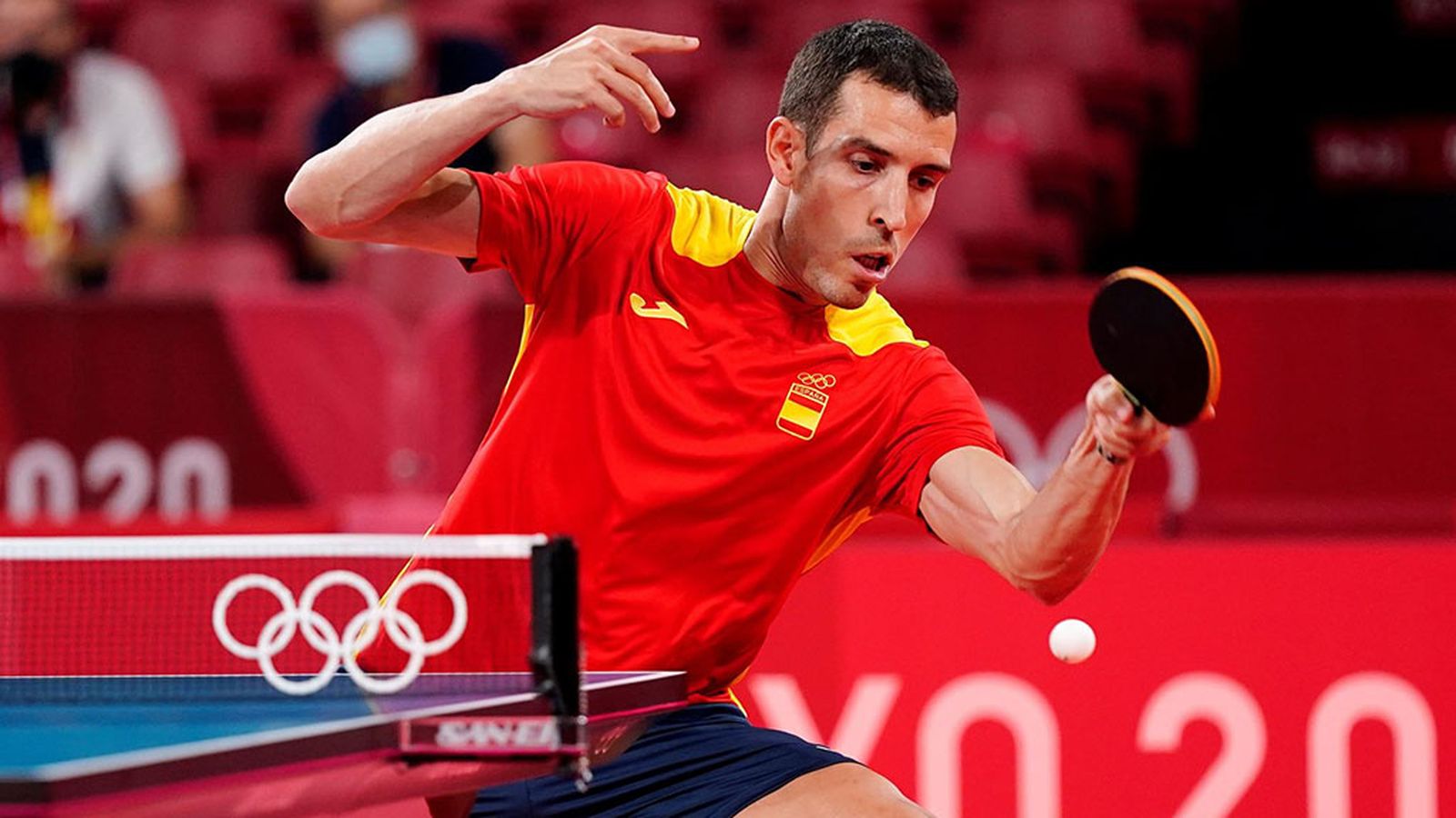 ALVARO ROBLES TENIS MESA TOKIO