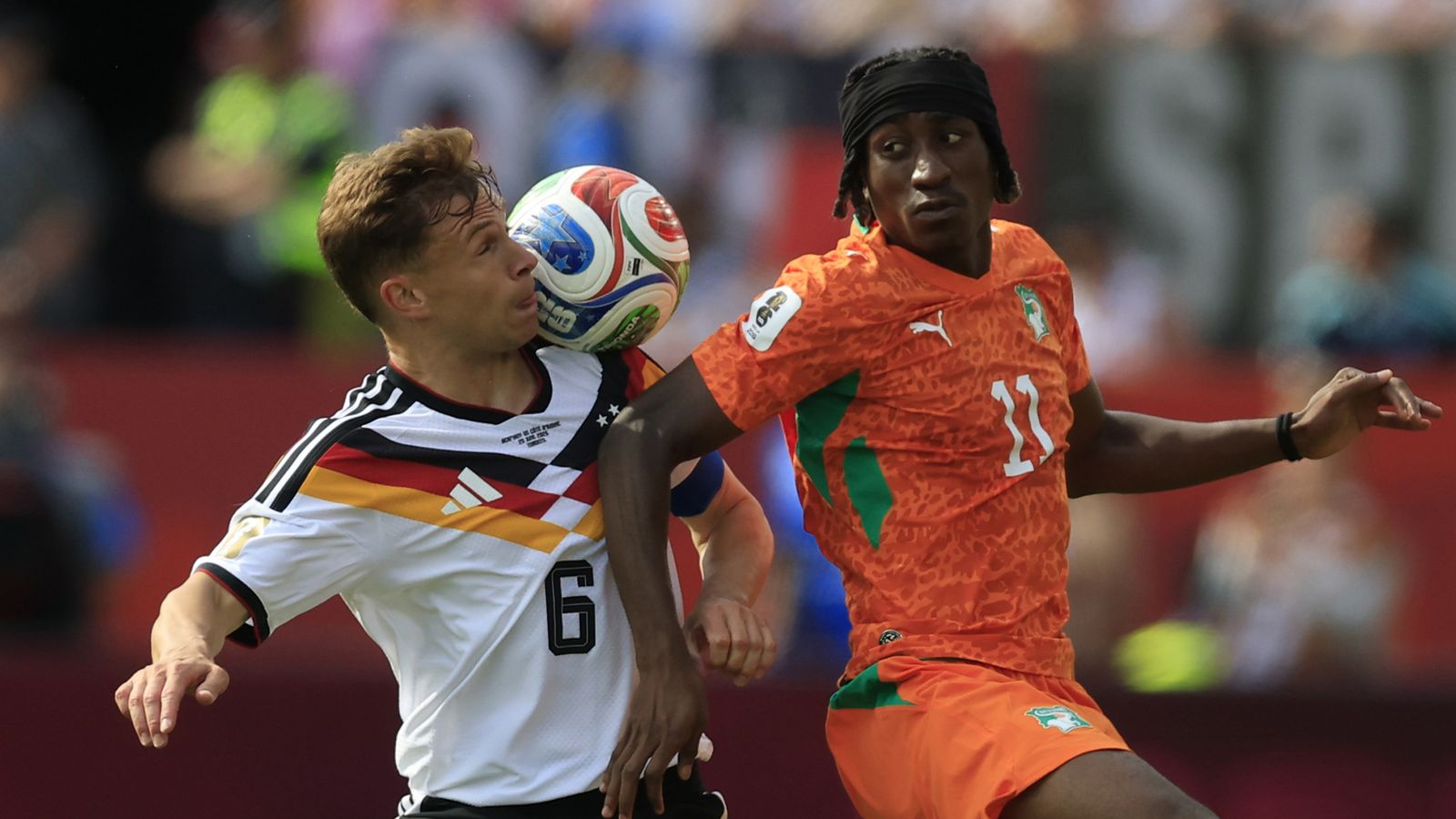 Alemania se enfrenta a Costa de Marfil.