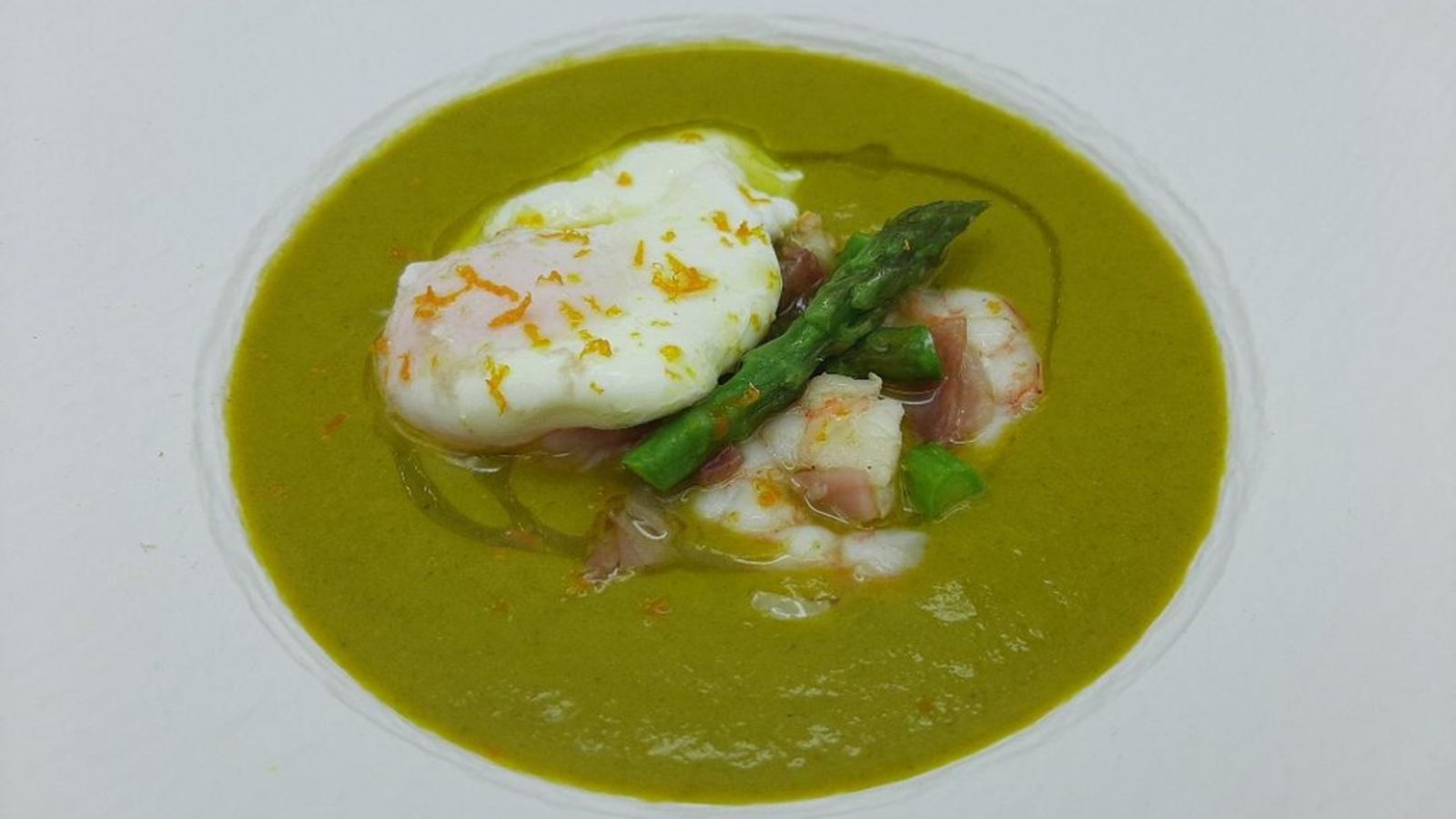 cómetelo crema espárragos con gambas