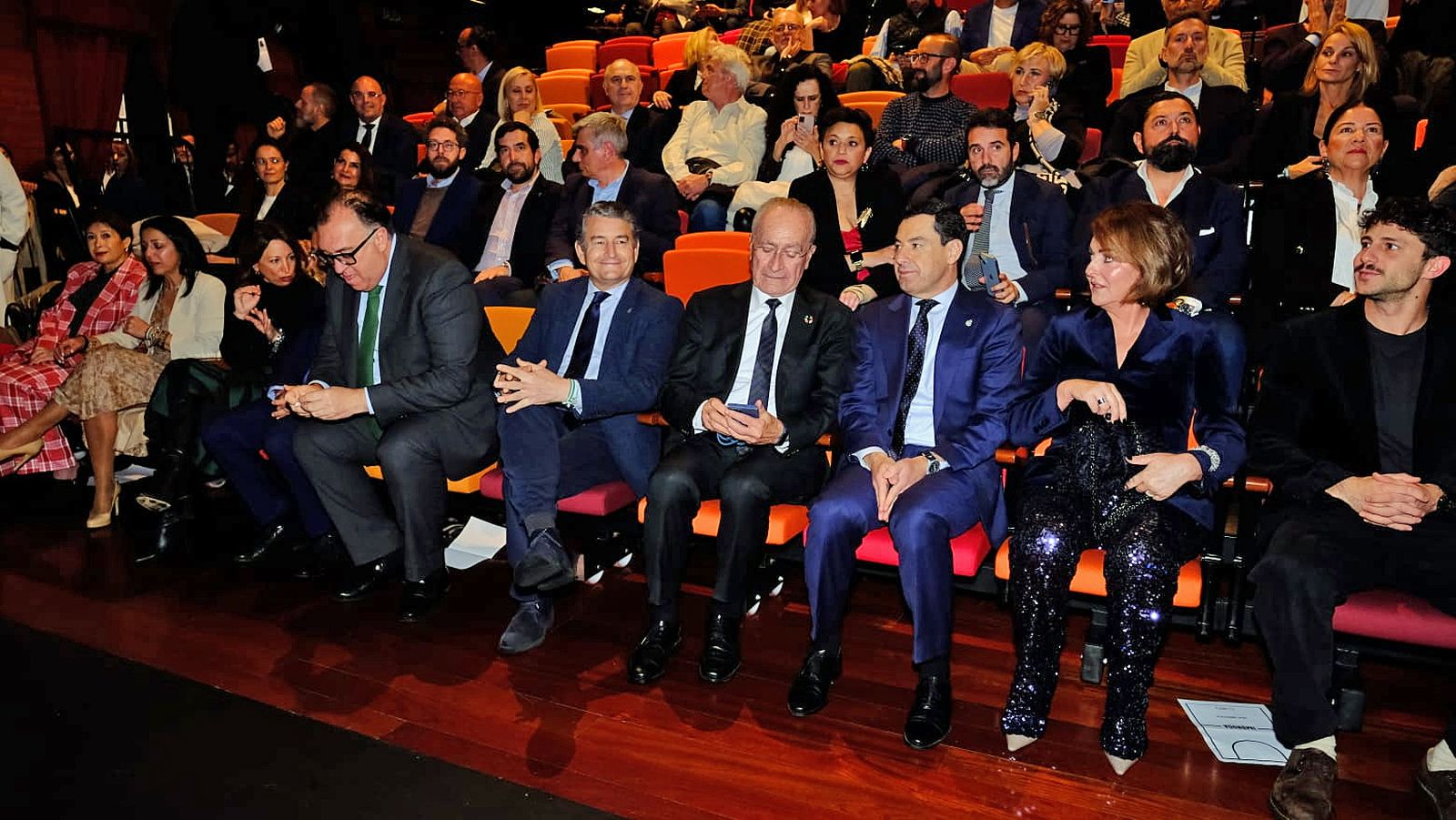 IMBRODA PÚBLICO PRIMERA FILA OK