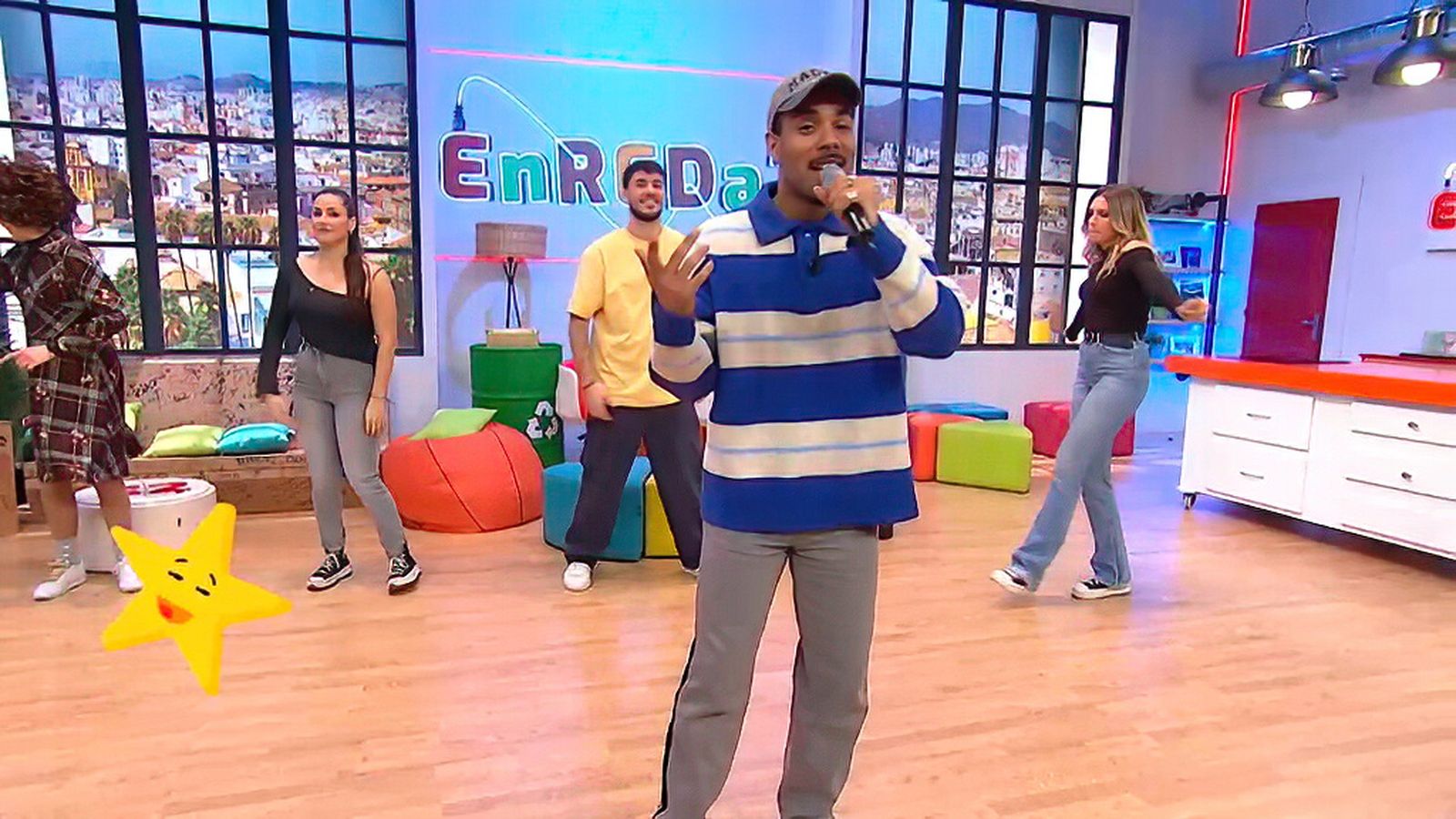 Cris nos canta su nuevo tema 'Remedio'