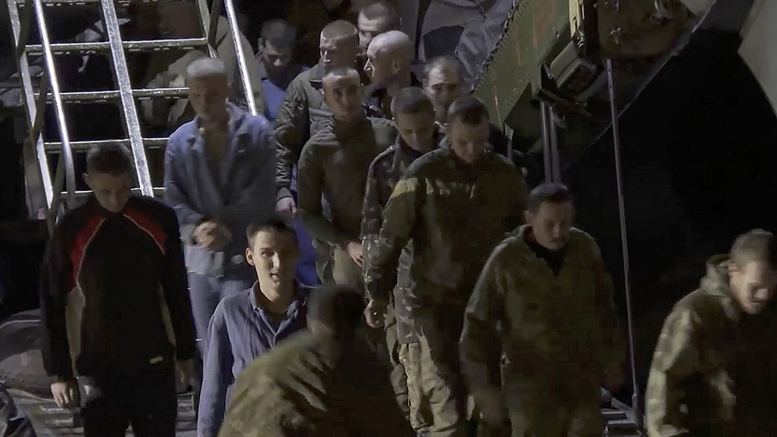 FOTO INTERCAMBIO PRISIONEROS UCRANIA