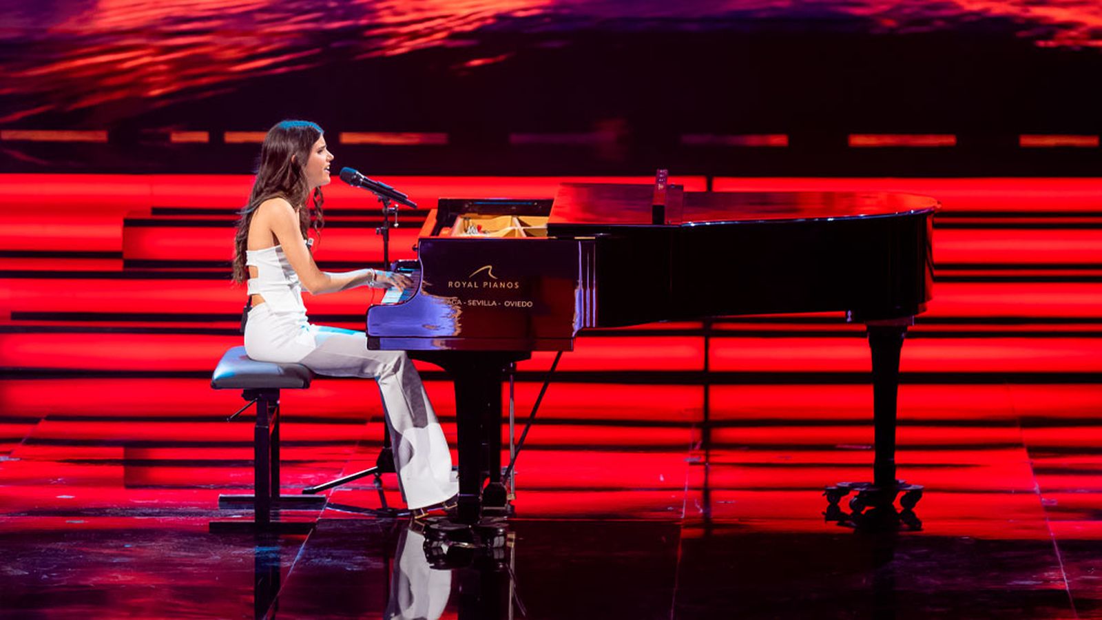 Laura Diepstraten interpreta 'Miedo a volar', un tema propio al piano que maravilla al jurado