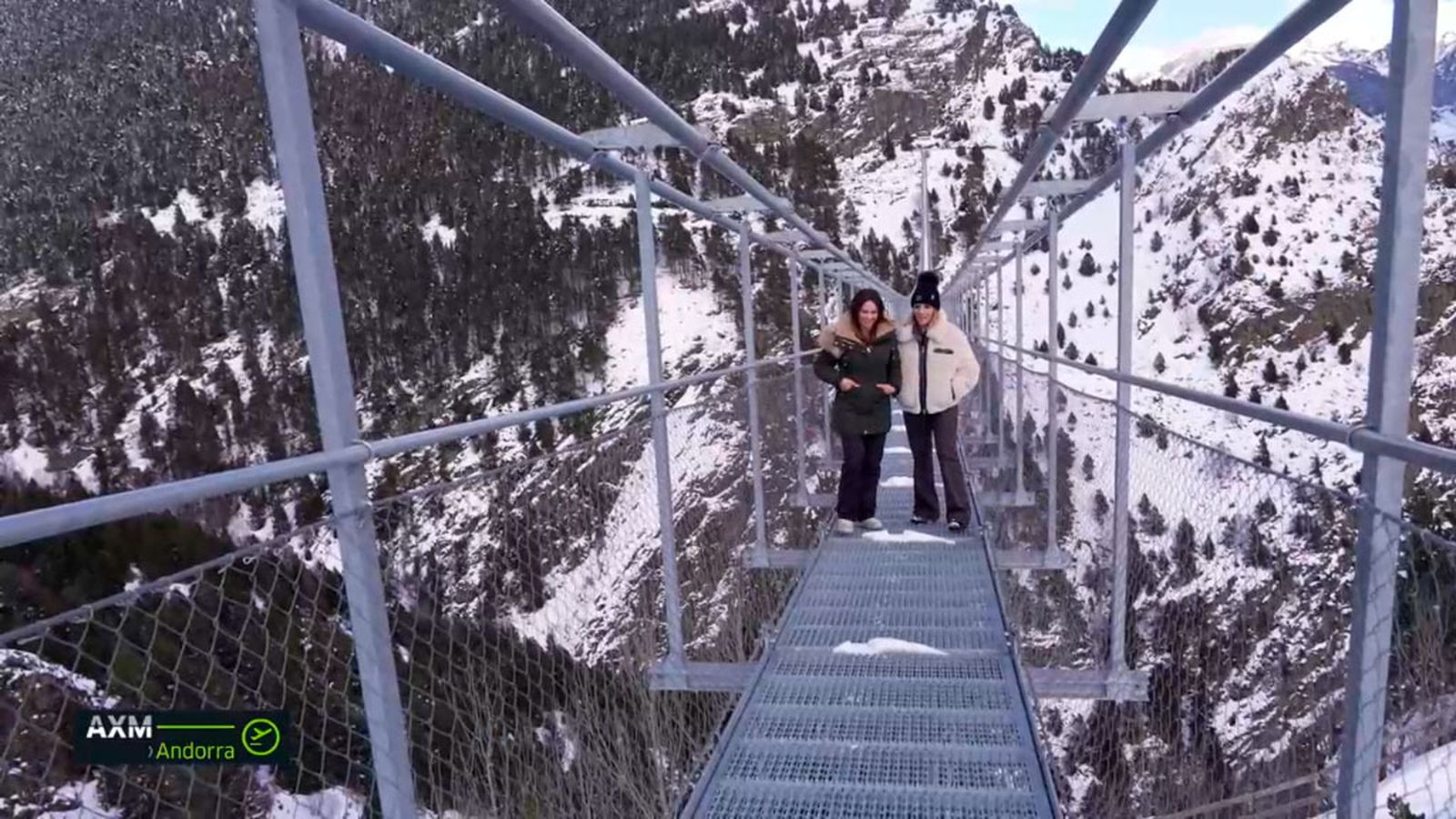 Xary Rodríguez nos lleva a conocer, en Andorra, el impresionante puente tibetano de Canillo