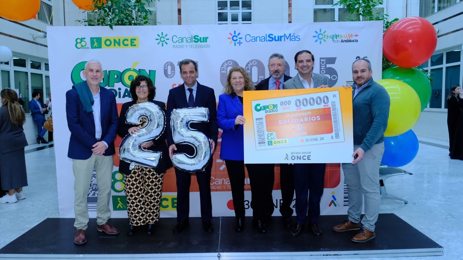Solidarios Once photocall
