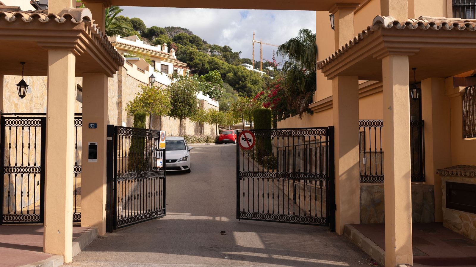 Los hechos ocurrieron en la Urbanización Pinares de San Antón.