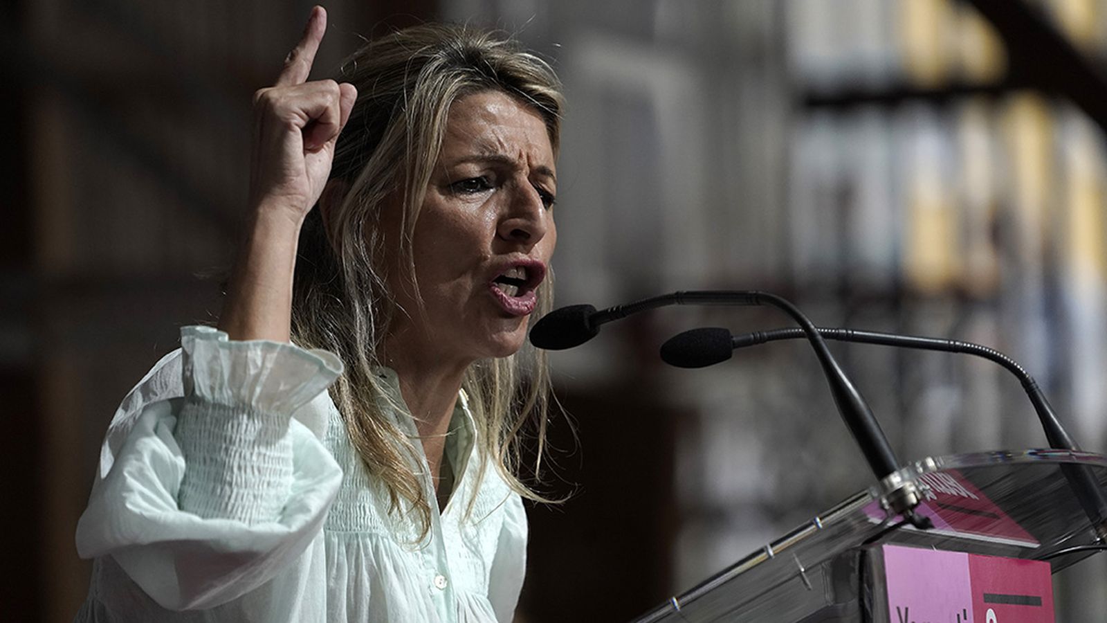 Yolanda Díaz en un mitin en Gijón