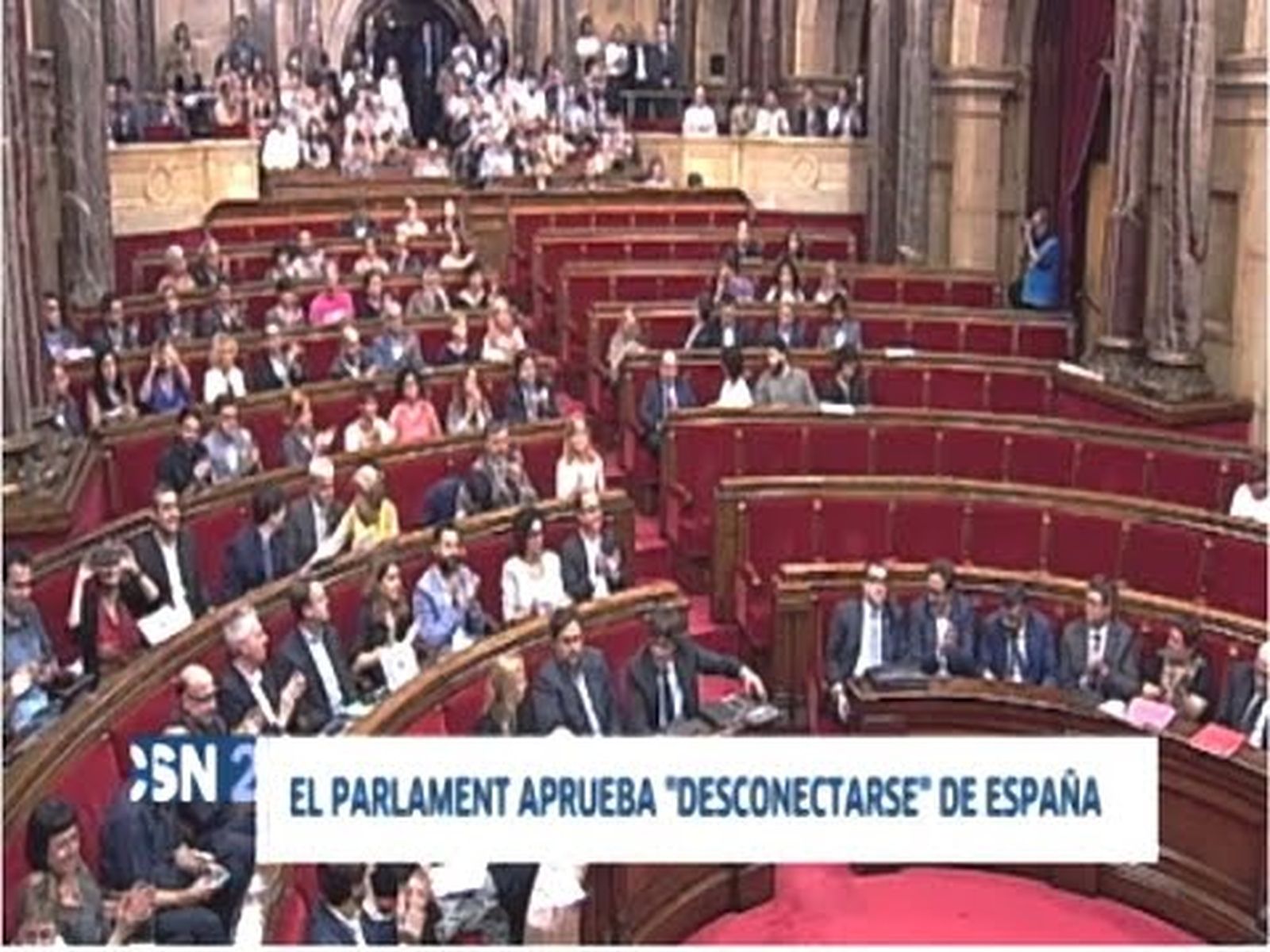 El Parlamento catalán aprueba la desconexión de Cataluña