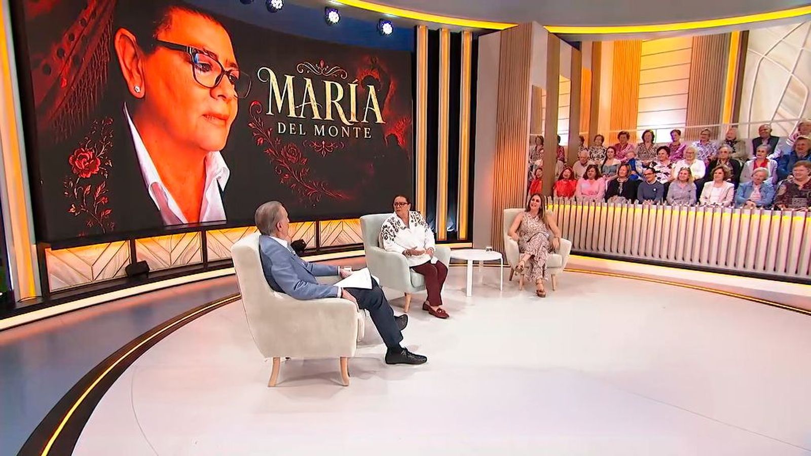 María del Monte nos abre su corazón, el de la 'reina de las sevillanas', que sigue emocionando