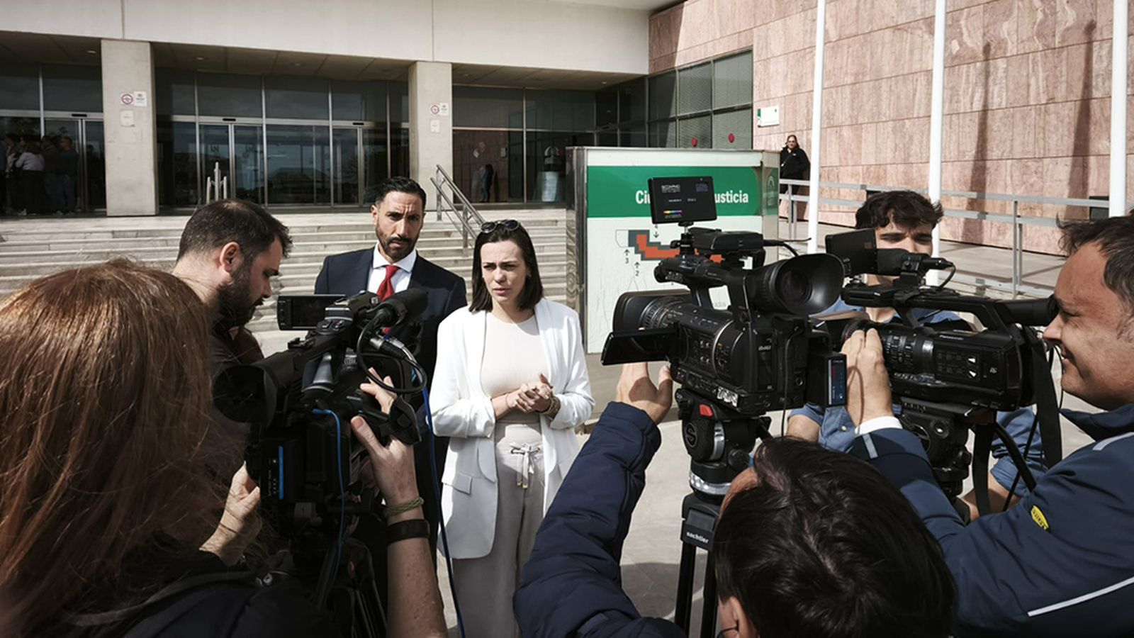La Fiscalía de Málaga pide diez años de prisión a un hombre por abusos reiterados a su sobrina