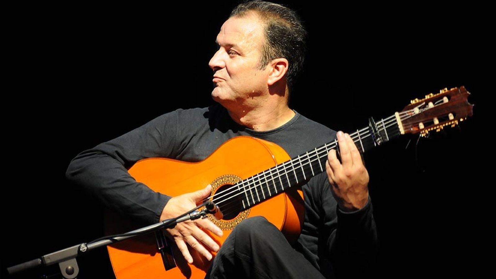 Gerardo Nuñez guitarra