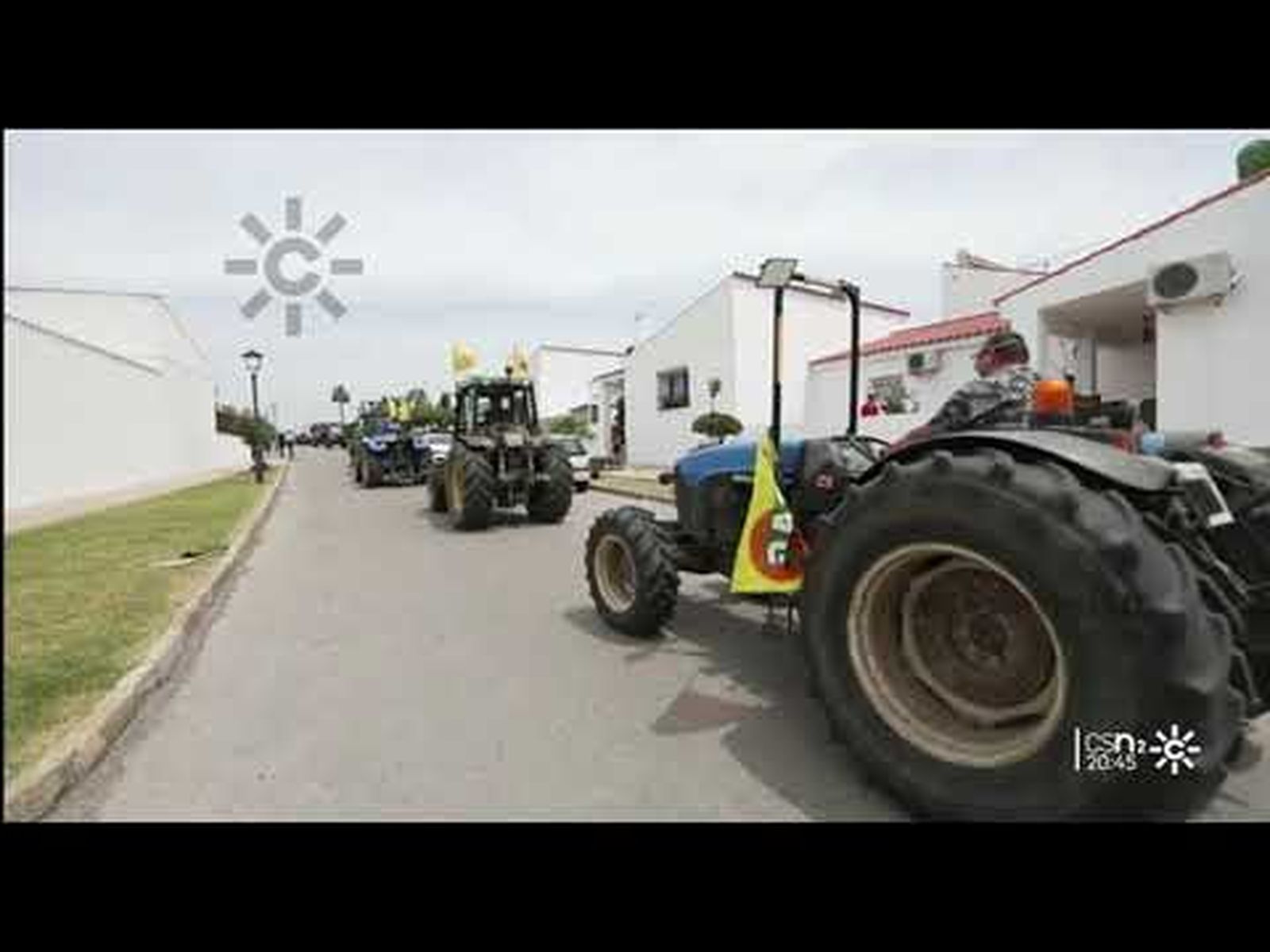 Tractorada contra las fotovoltaicas en Cádiz
