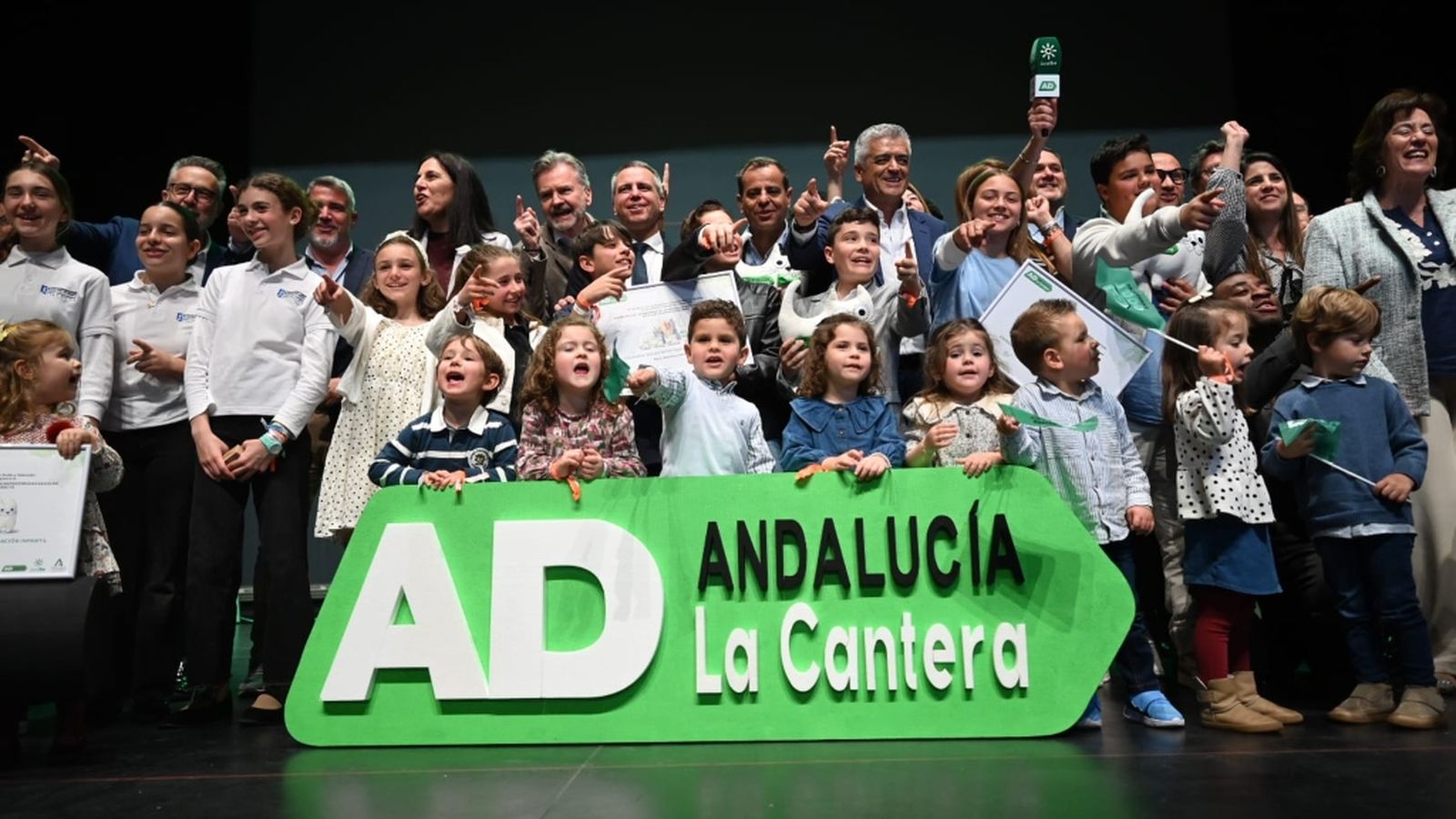 Premio escolar AD familia