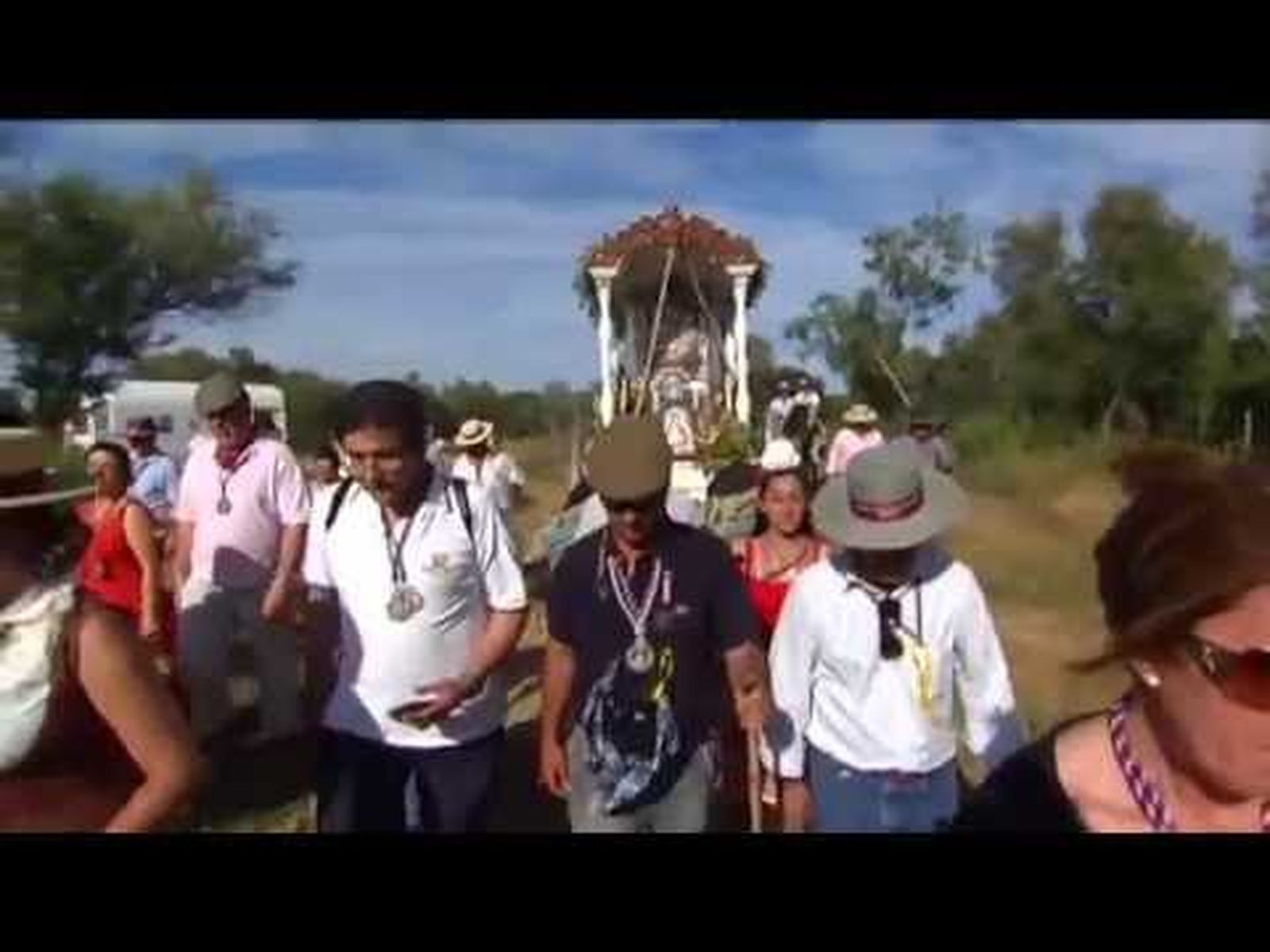 El Rocío de Ronda  llegando a la Raya Real