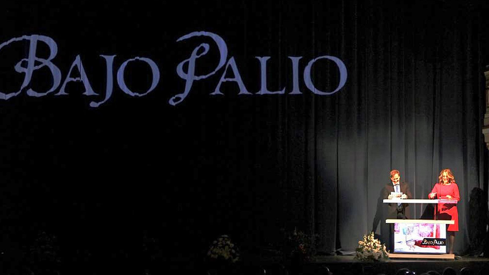 comunicación bajo palio perspectiva escenario