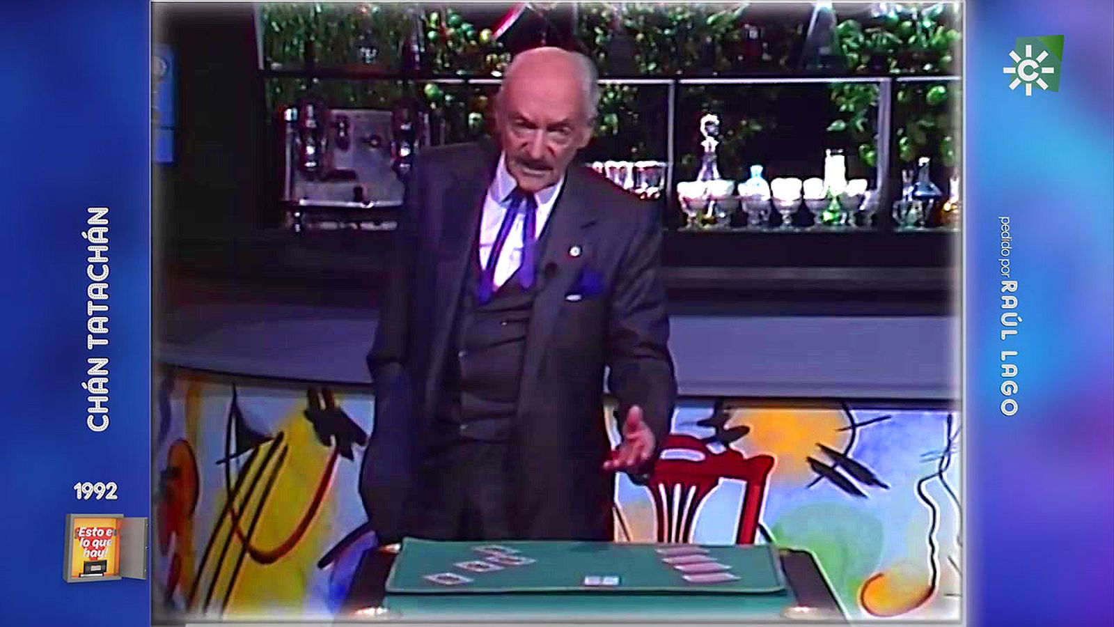 La magia doble del prestidigitador de un solo brazo