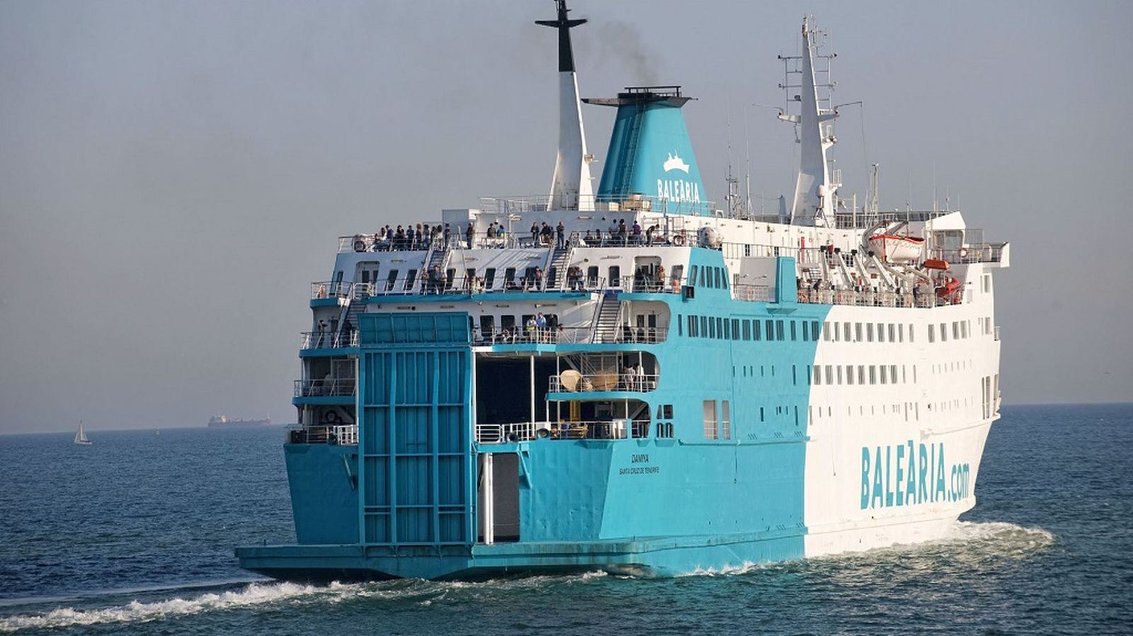 Ferry López Anglada Balearia 1024