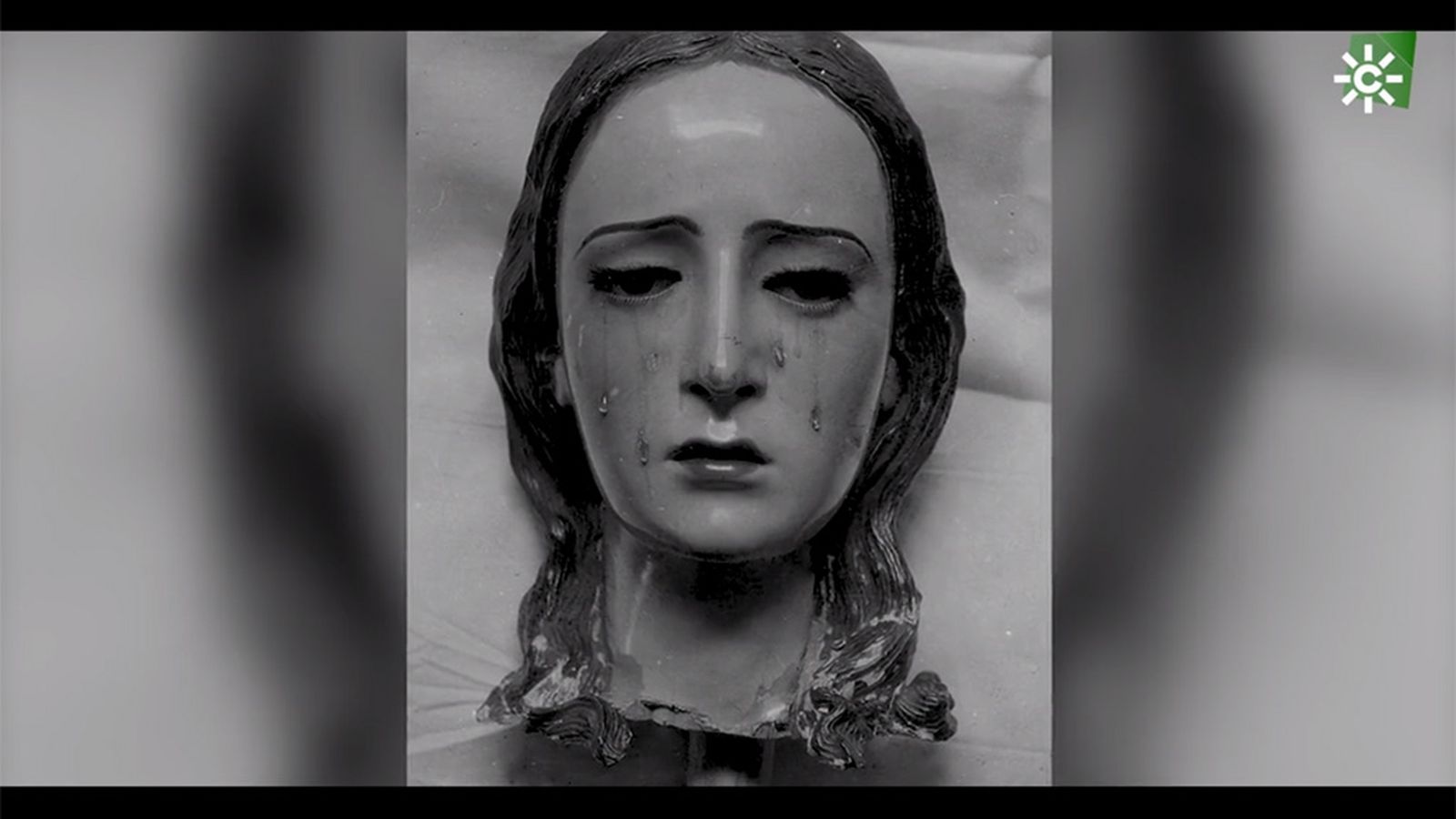 La Esperanza de Málaga, foto blanco y negro de la cara