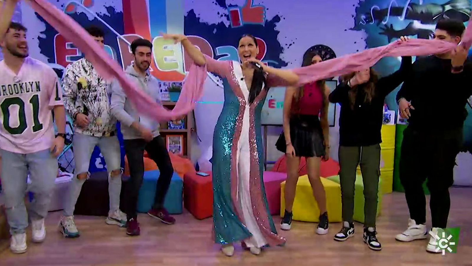 Rosa López nos presenta, en exclusiva, su nuevo trabajo '1930' dedicado a las personas trans