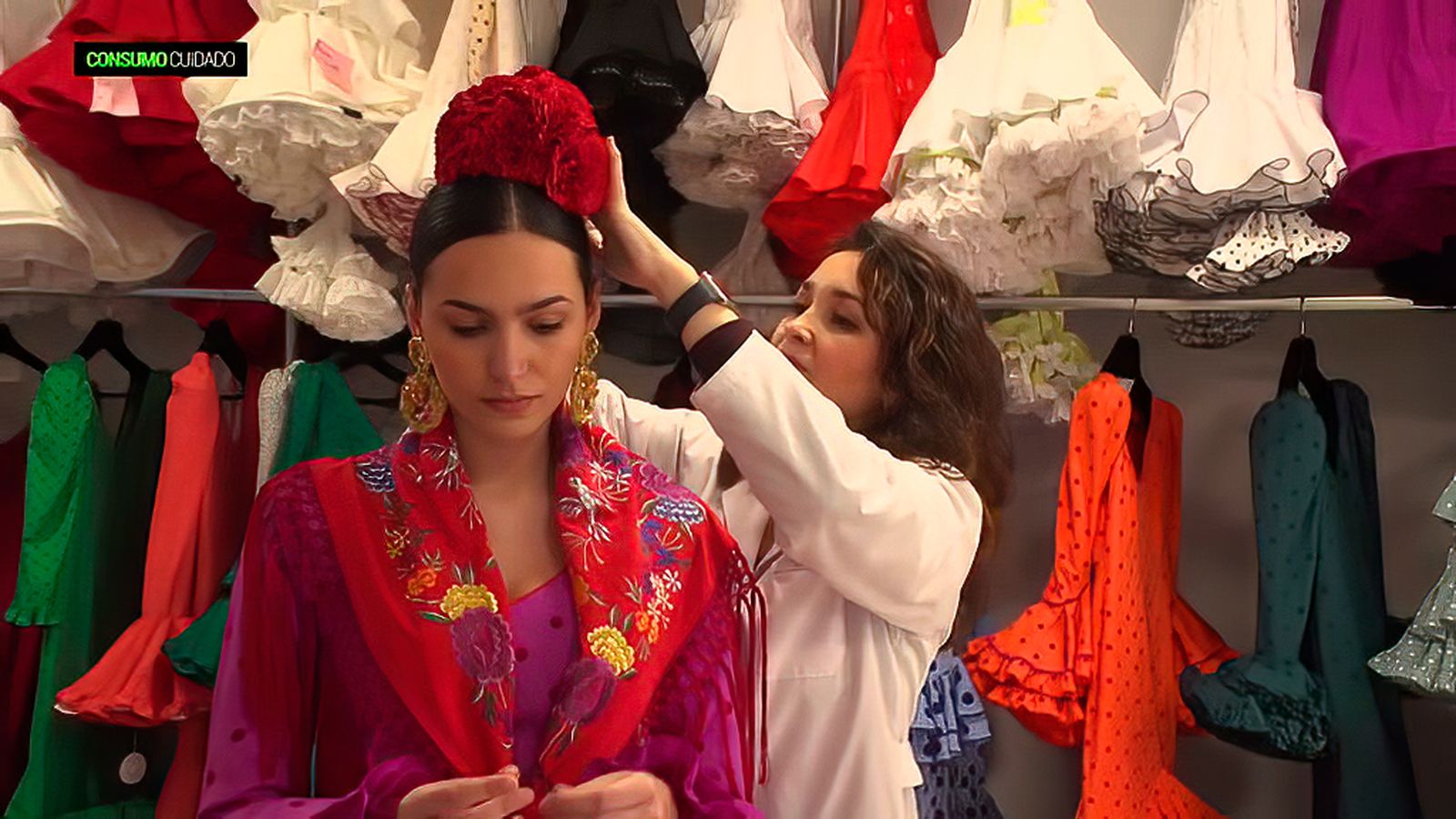 Las últimas tendencias en moda flamenca para inundar de color la Feria de Abril de Sevilla