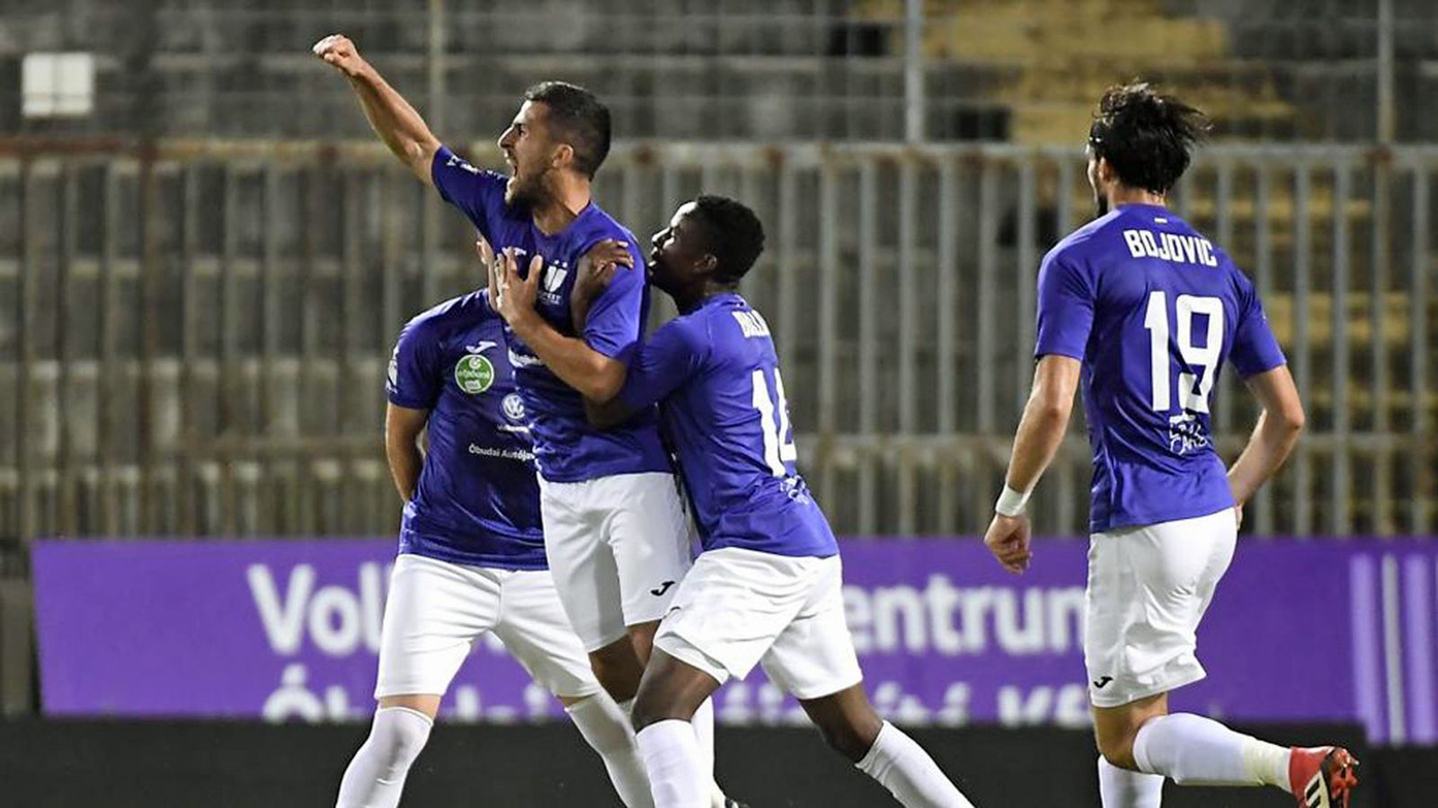 Ujpest hungría sevilla 1024