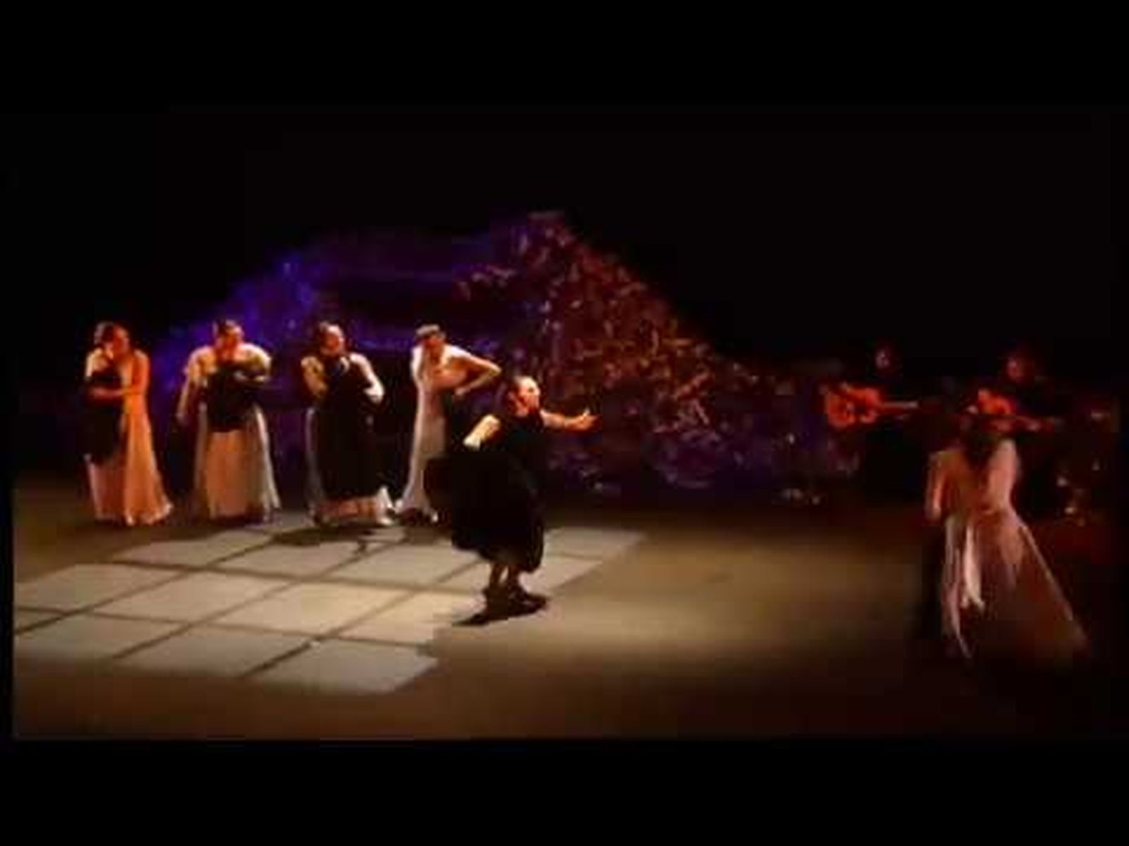 La bailaora Carmen Cortés y "Mujeres de Lorca" | Flamenco en Canal Sur