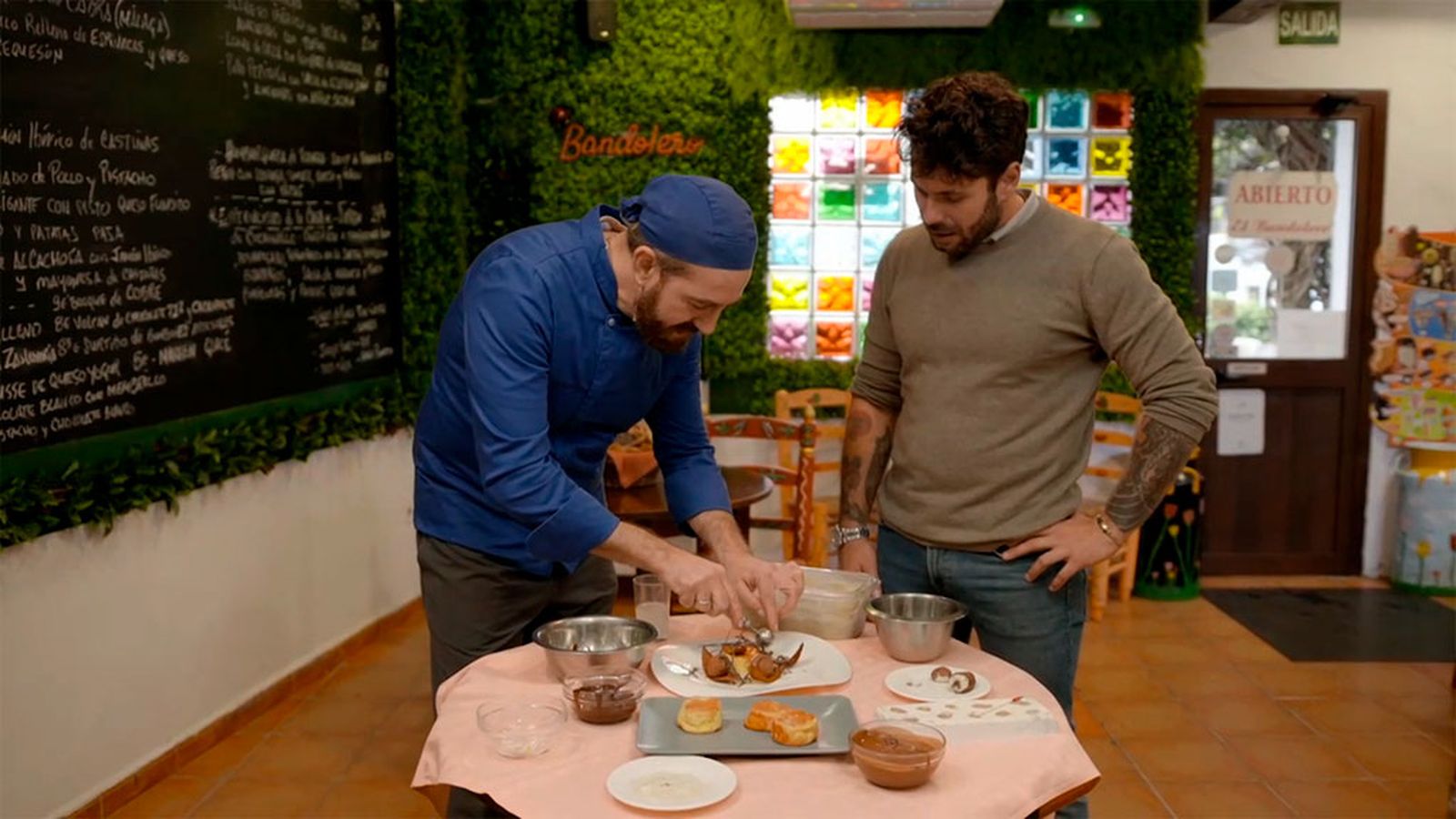 En Júzcar elaboramos un postre con un nombre muy sugerente