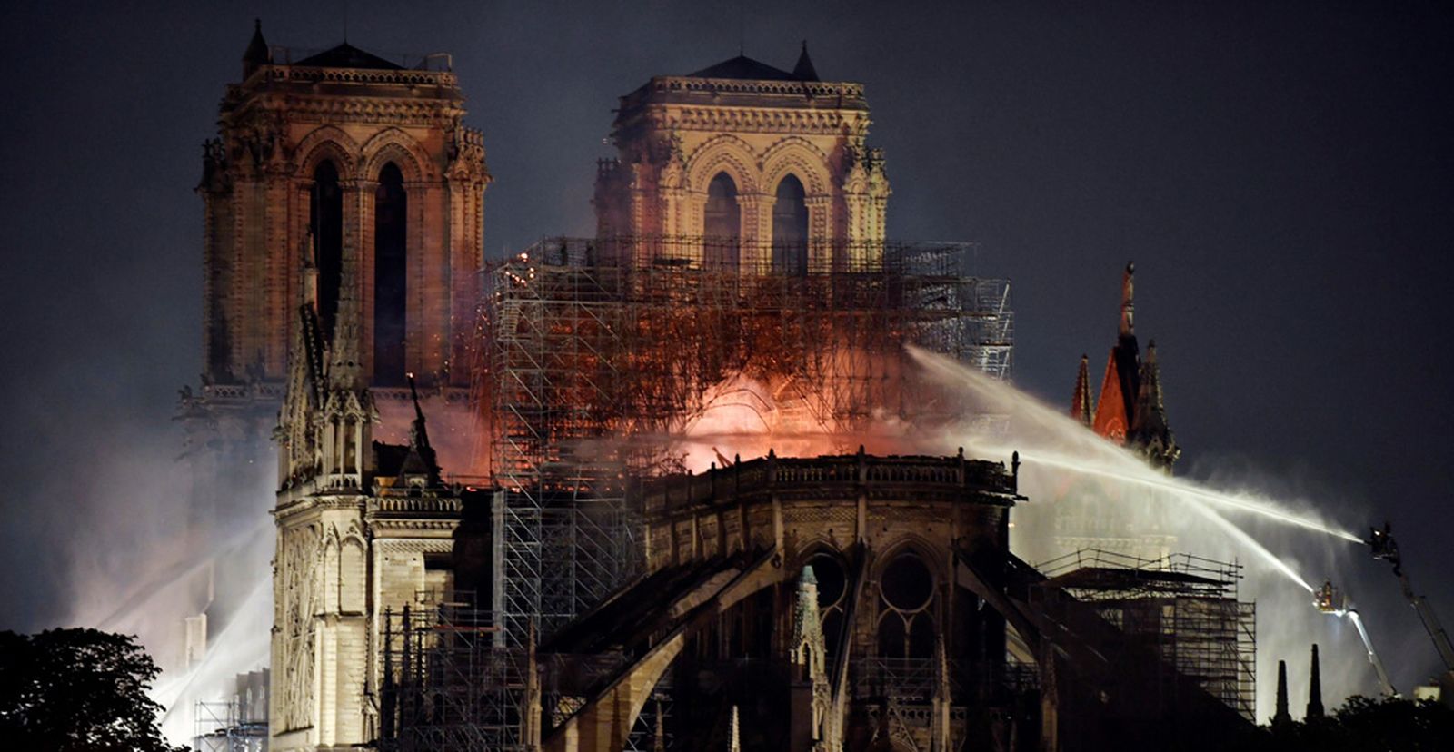 notre dame trasera