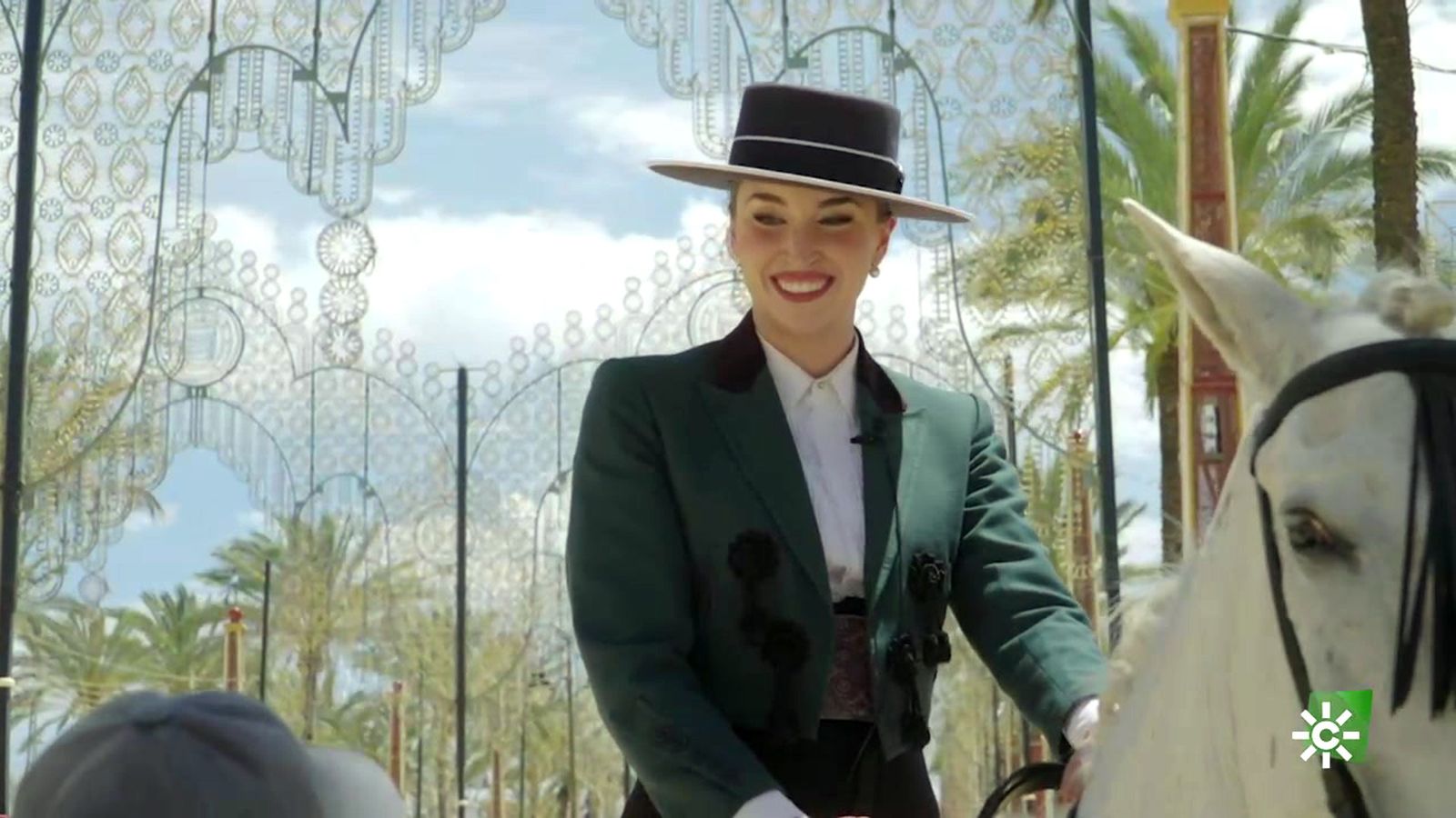 La Feria del Caballo brilla un poco más con la participación de los lusitanos