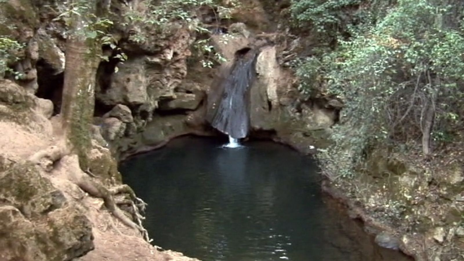 Baños de Popea Tapa