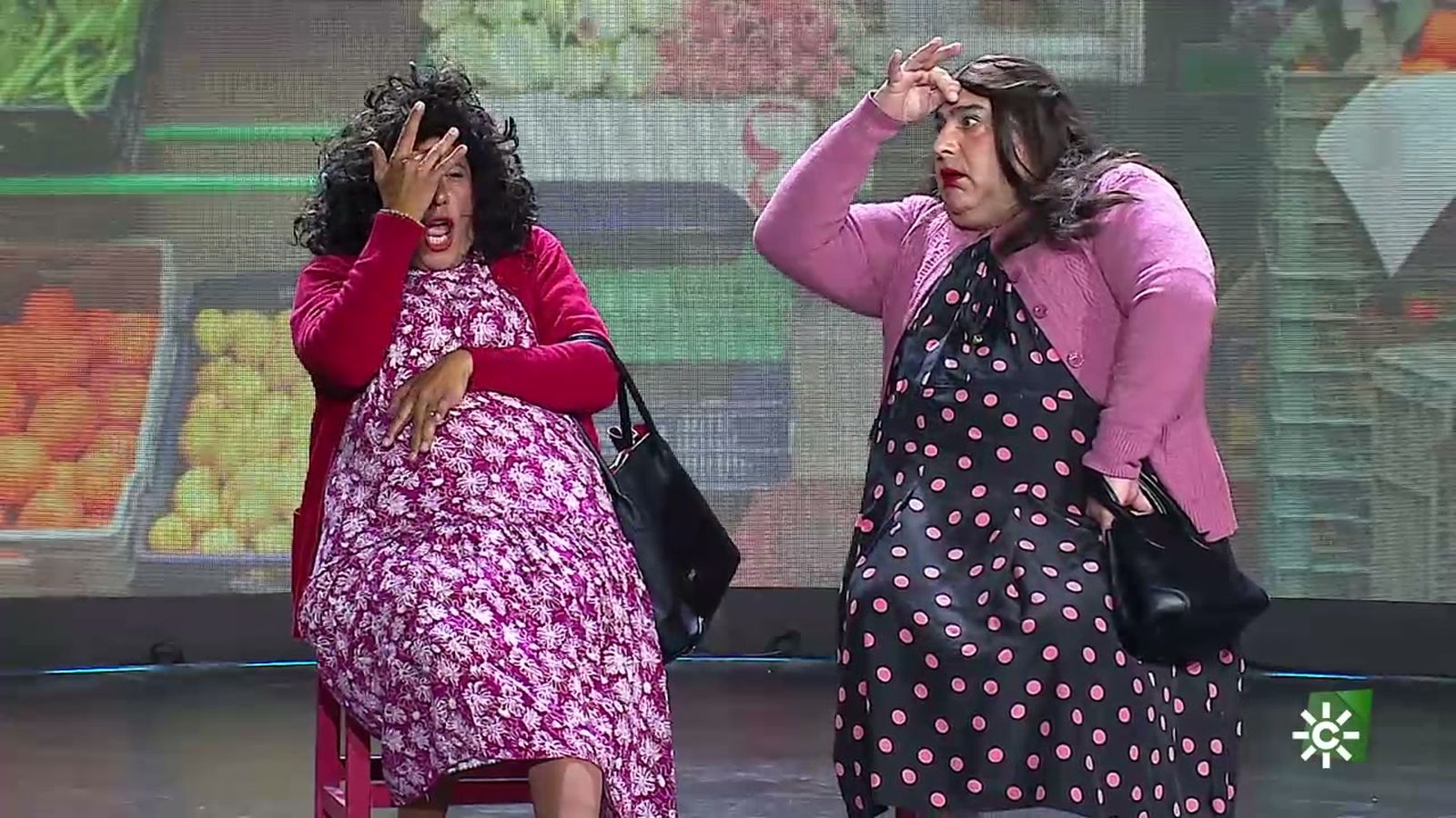 El Selu parodia su célebre chirigota Las marujas