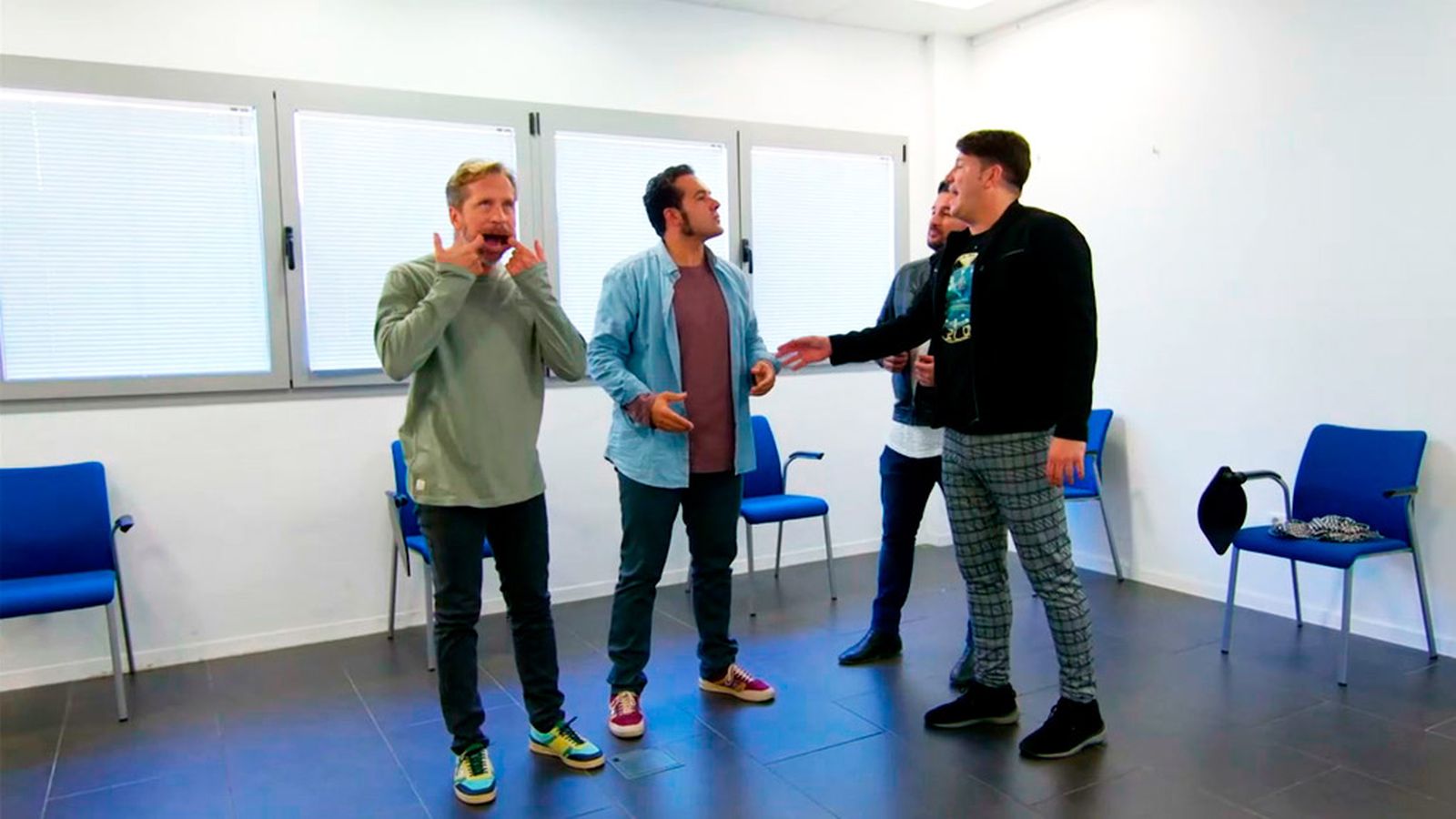 Entre Compadres, videoclip Andy y Lucas   30/11/22   1024x576