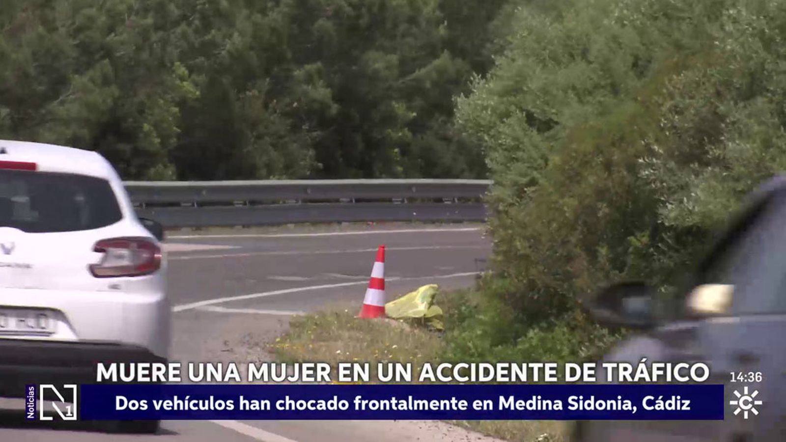 Una mujer fallecida y un hombre herido en una colisión frontal en Medina Sidonia