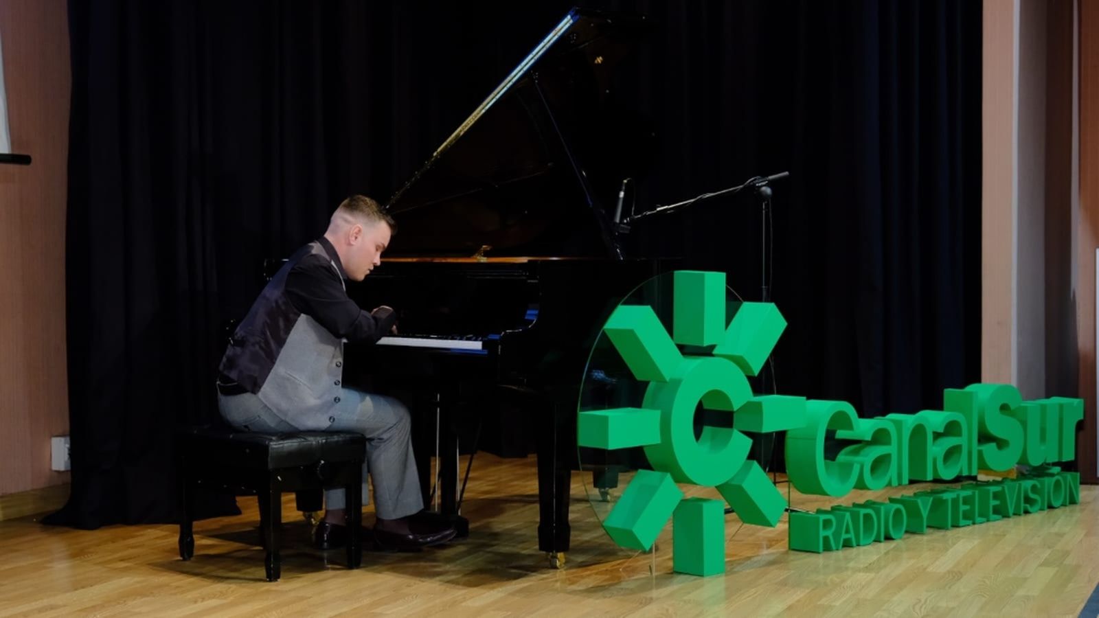 Solidarios cupón ONCE pianista 9