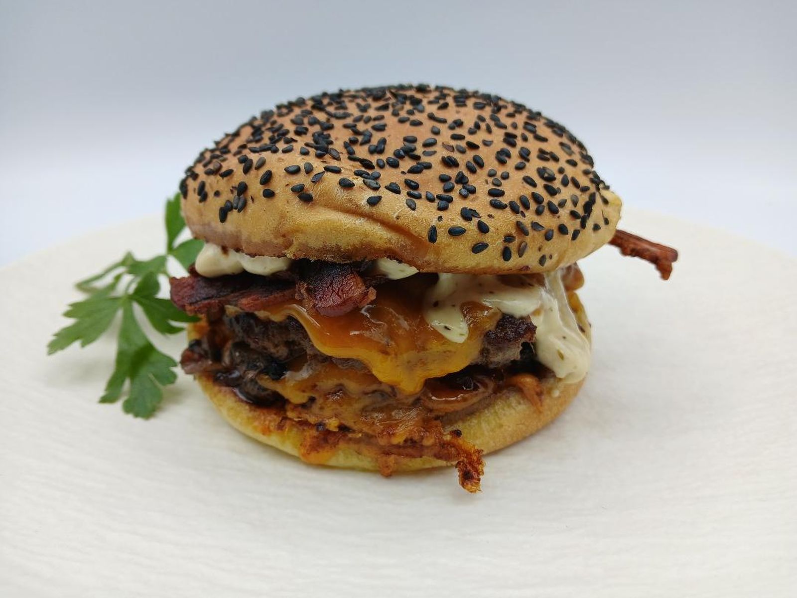 "Cometelo", smash burguer