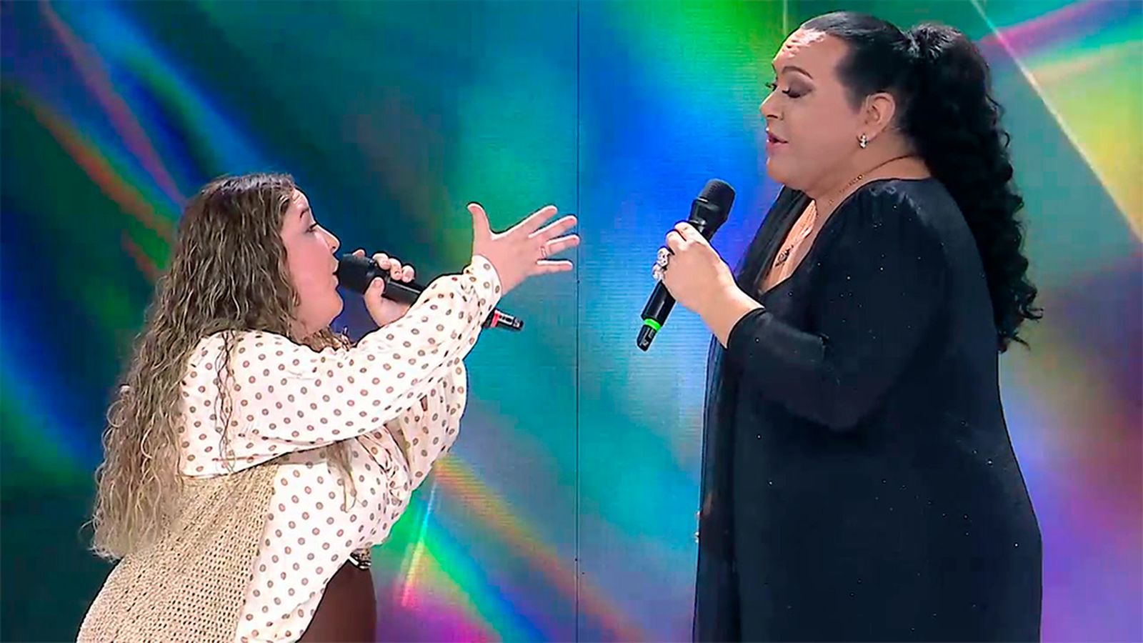 María Calero cumple su sueño de conocer a Falete