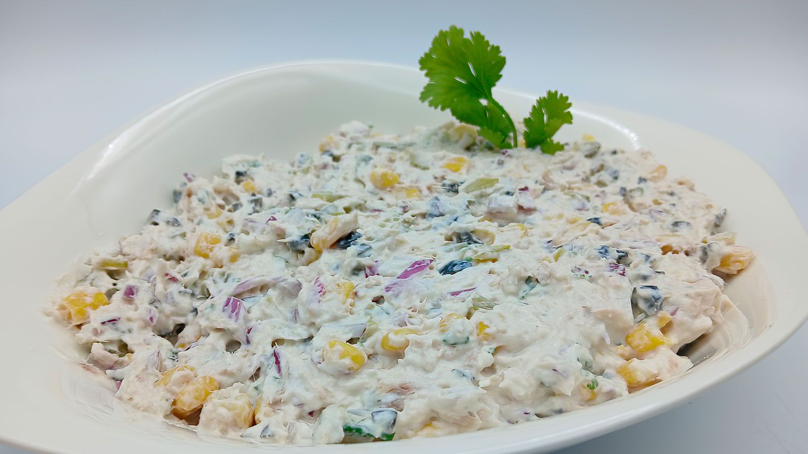 Cómetelo: Aperitivo de atún y pollo en salsa | Martes 18/08/26 PROMO