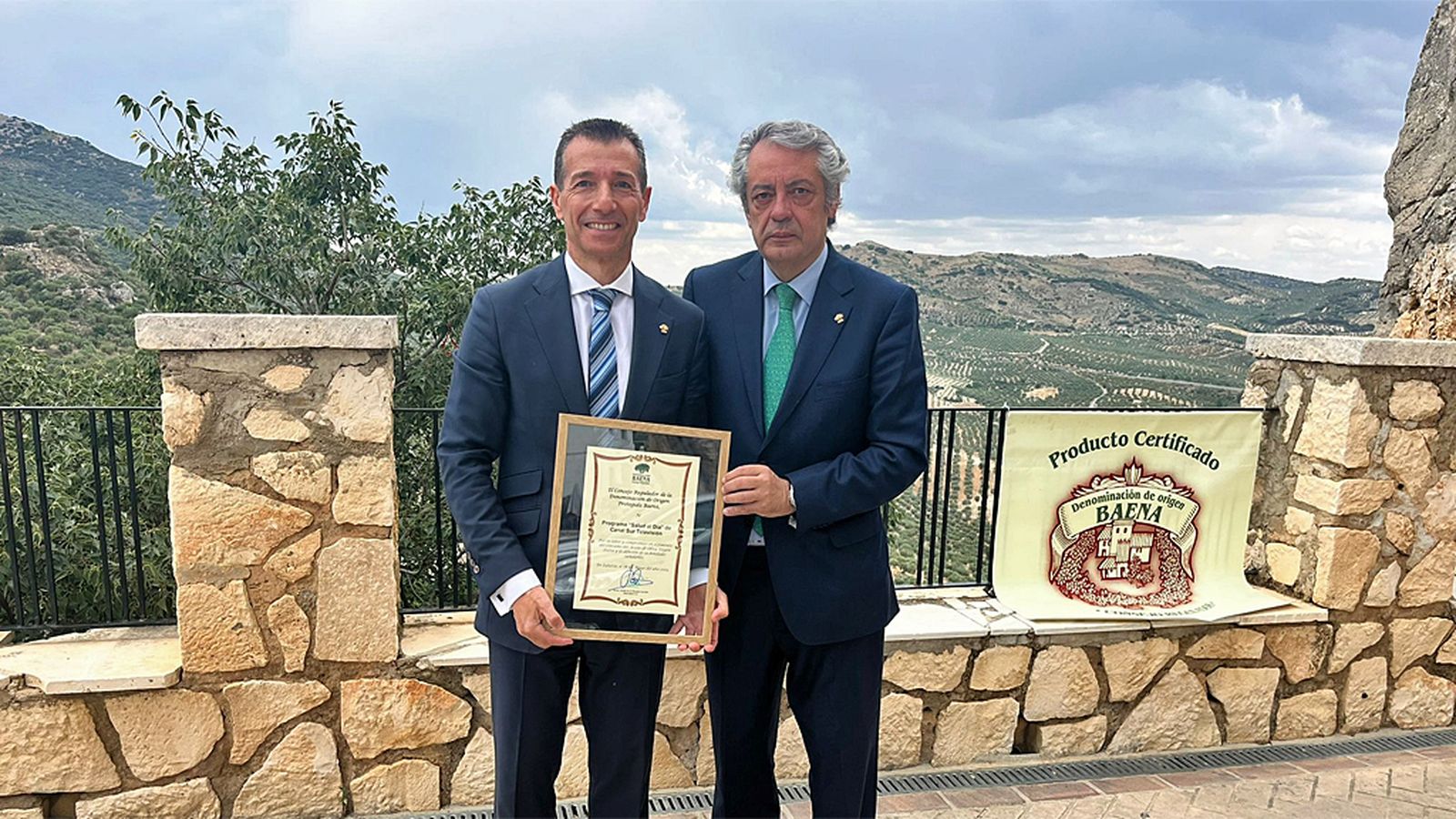 COMUNICACIÓN PREMIO SALUD ROBERTO ACEITE