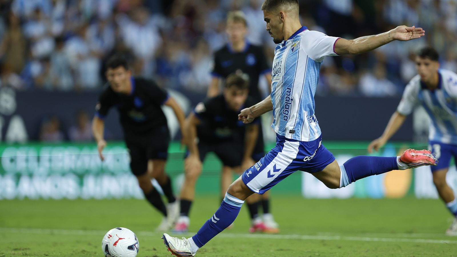 Chupe marcó el gol del Málaga.