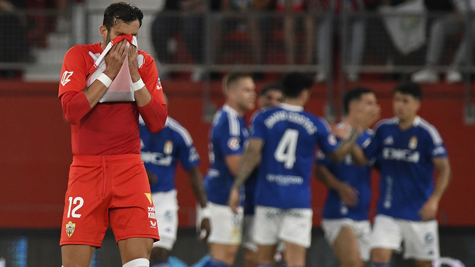 Derrota del Almería en la ida de los play-off de ascenso