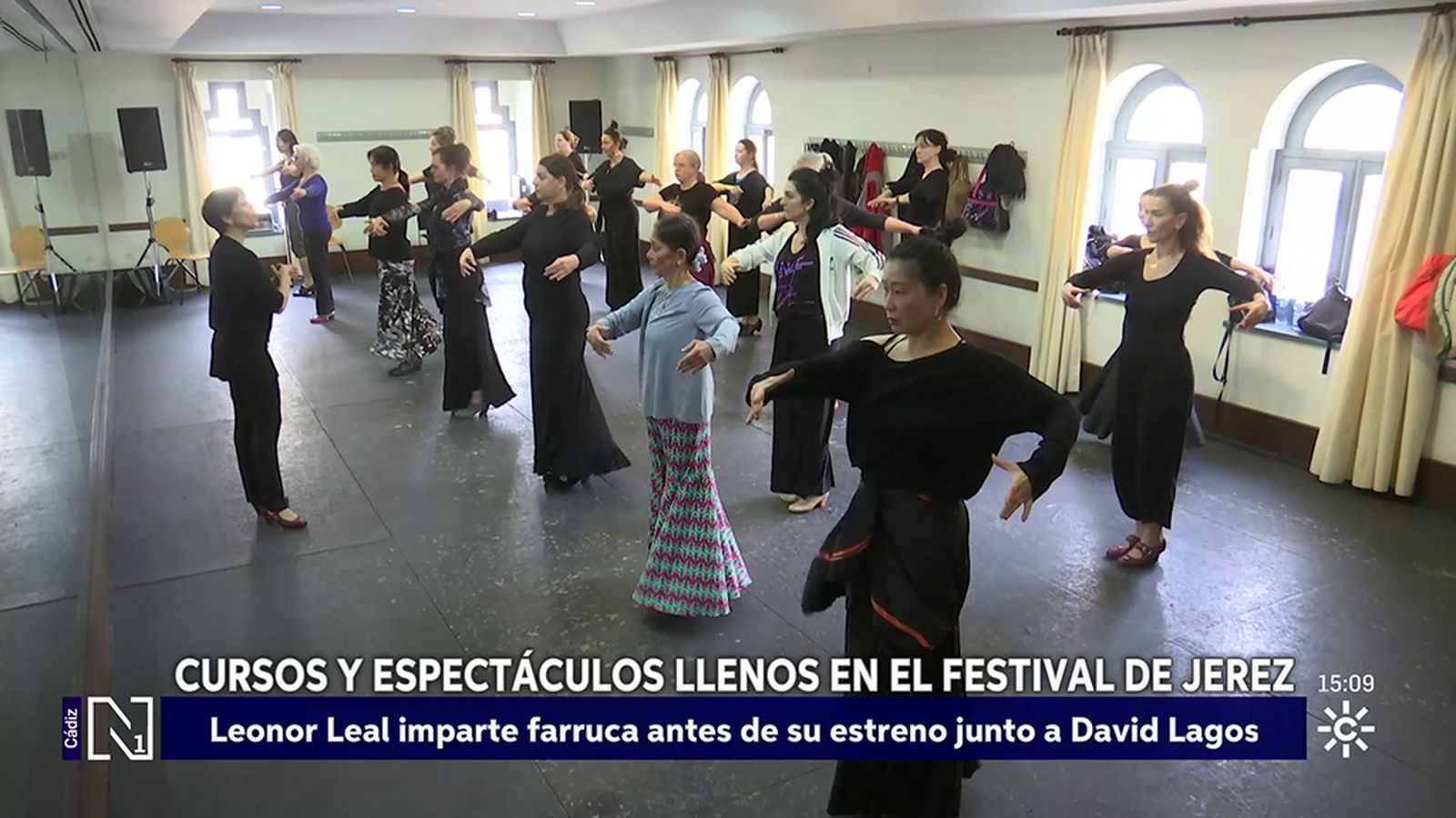 Leonor Leal imparte cursos de farruca en Jerez