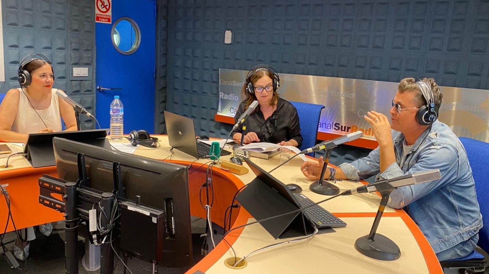 Carlos Vives estudio CSR
