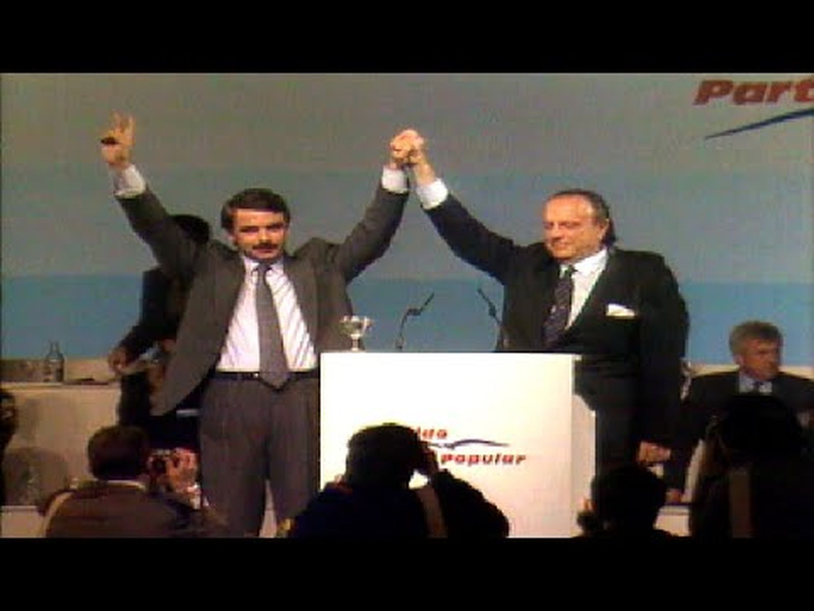 José María Aznar, presidente del PP en el congreso de Sevilla (1990)