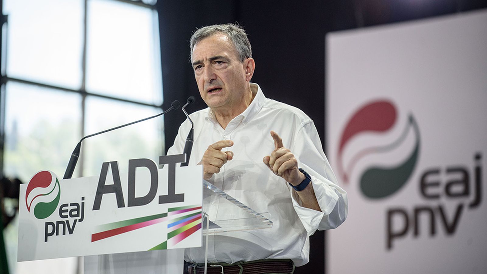 El PNV abre la puerta a elecciones