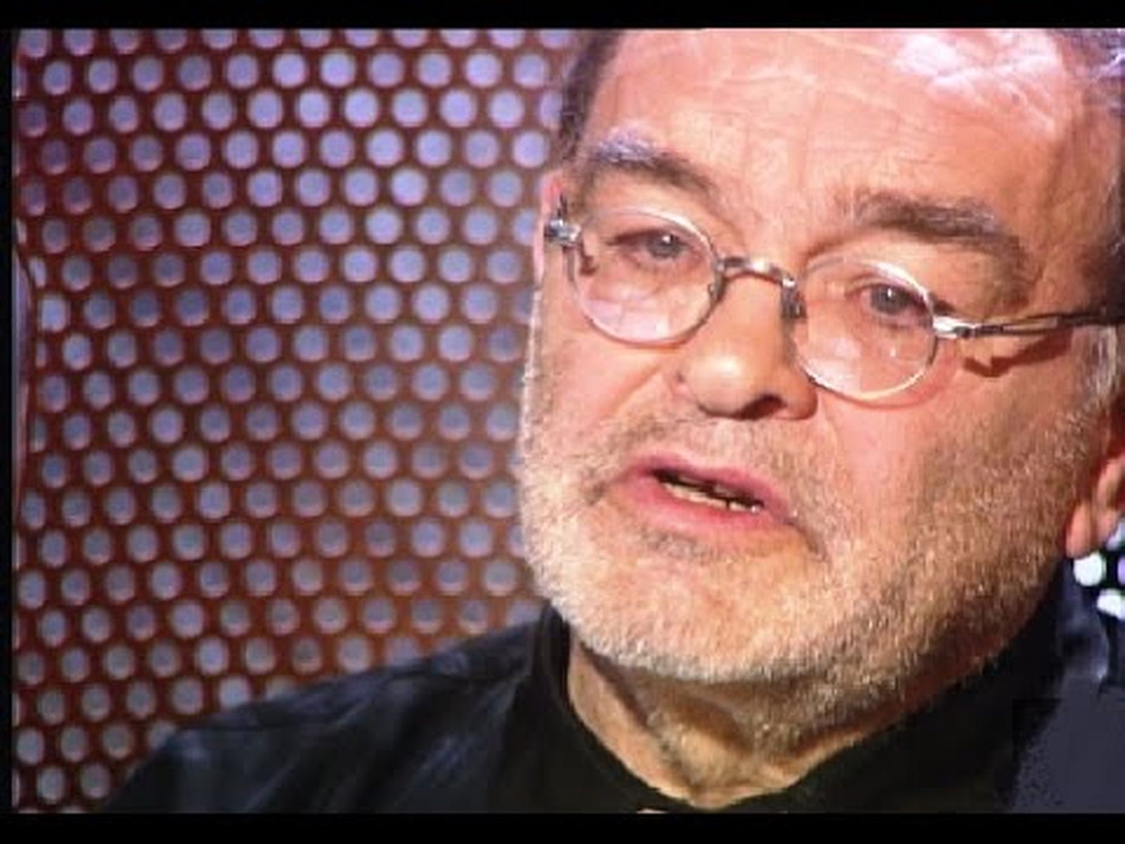 Fernando Arrabal,  lo más grande y lo más infame en la vida del escritor