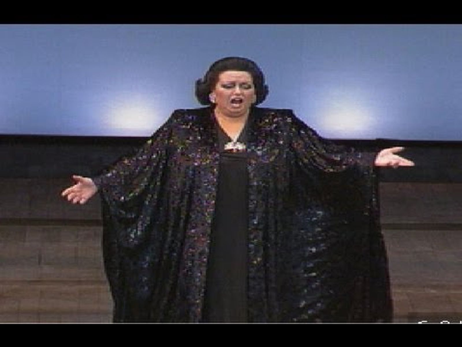 Monsterrat Caballé, una diva en Sevilla (2000)