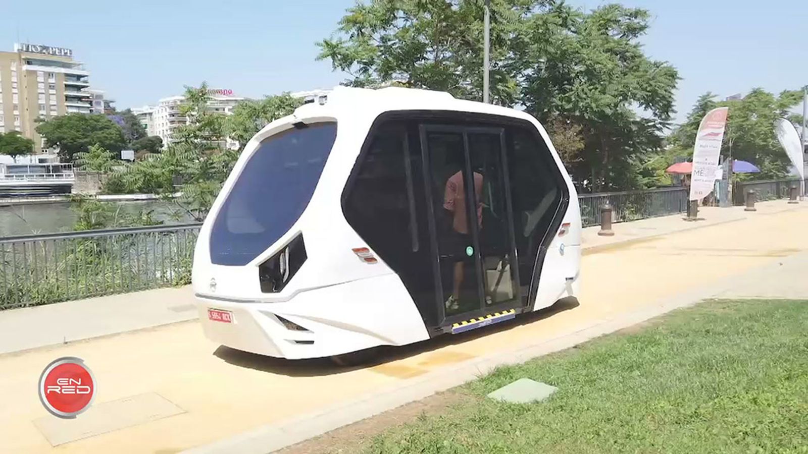 Sevilla prueba el transporte público con vehículos autónomos inteligentes