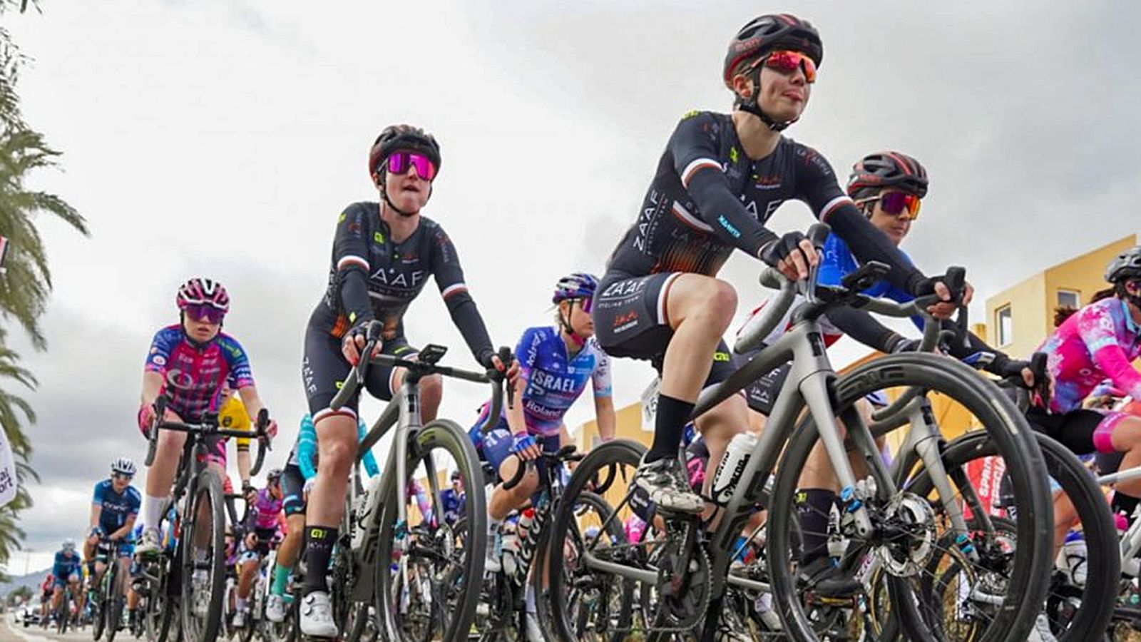 Women Cycling Almería
