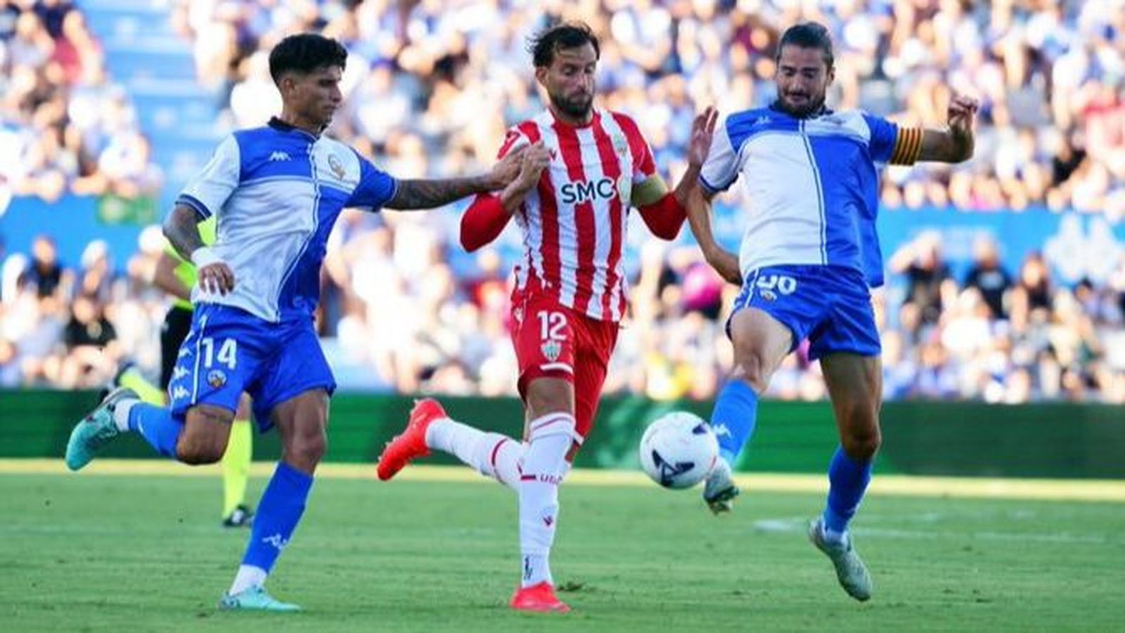 El Almería pierde ante el Sabadell