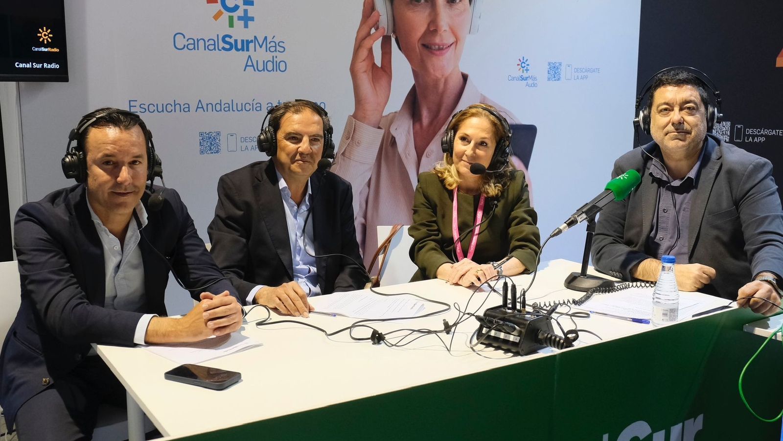 CanalSur Más Audio mesa